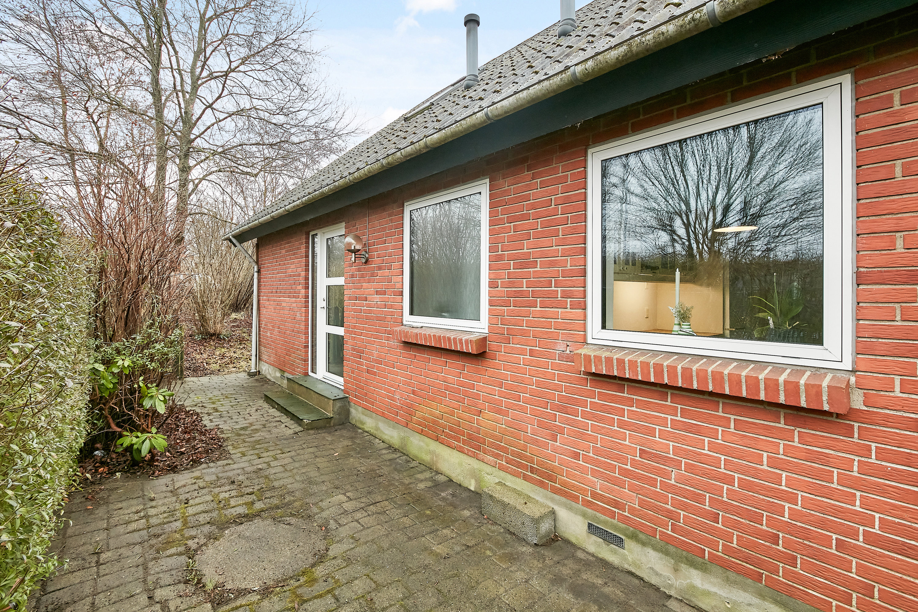 Fremhævet facade billede i fuldskærmstilstand. Billede af Egernvej 1, 8700 Horsens