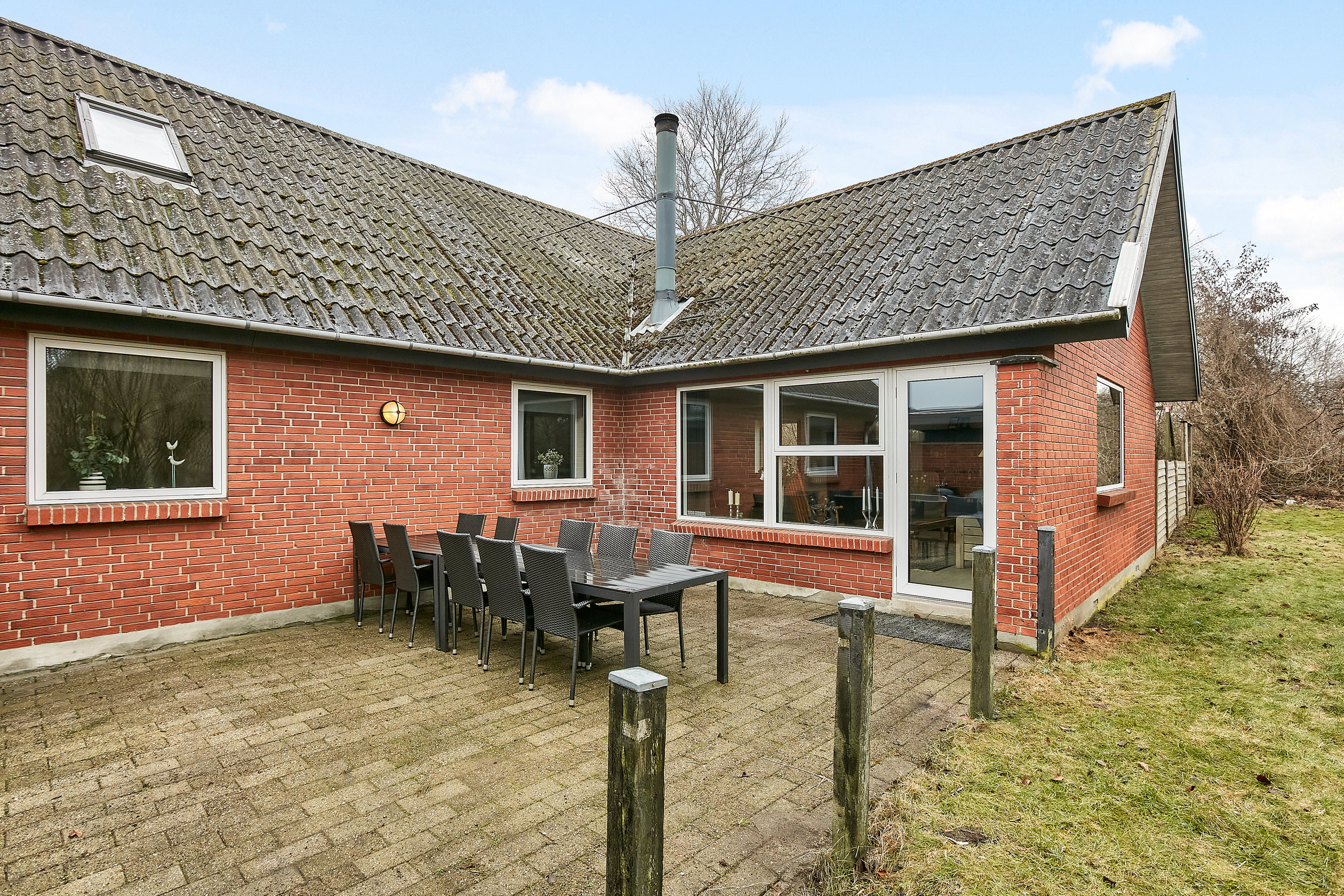 Fremhævet terrasse billede i fuldskærmstilstand. Billede af Egernvej 1, 8700 Horsens