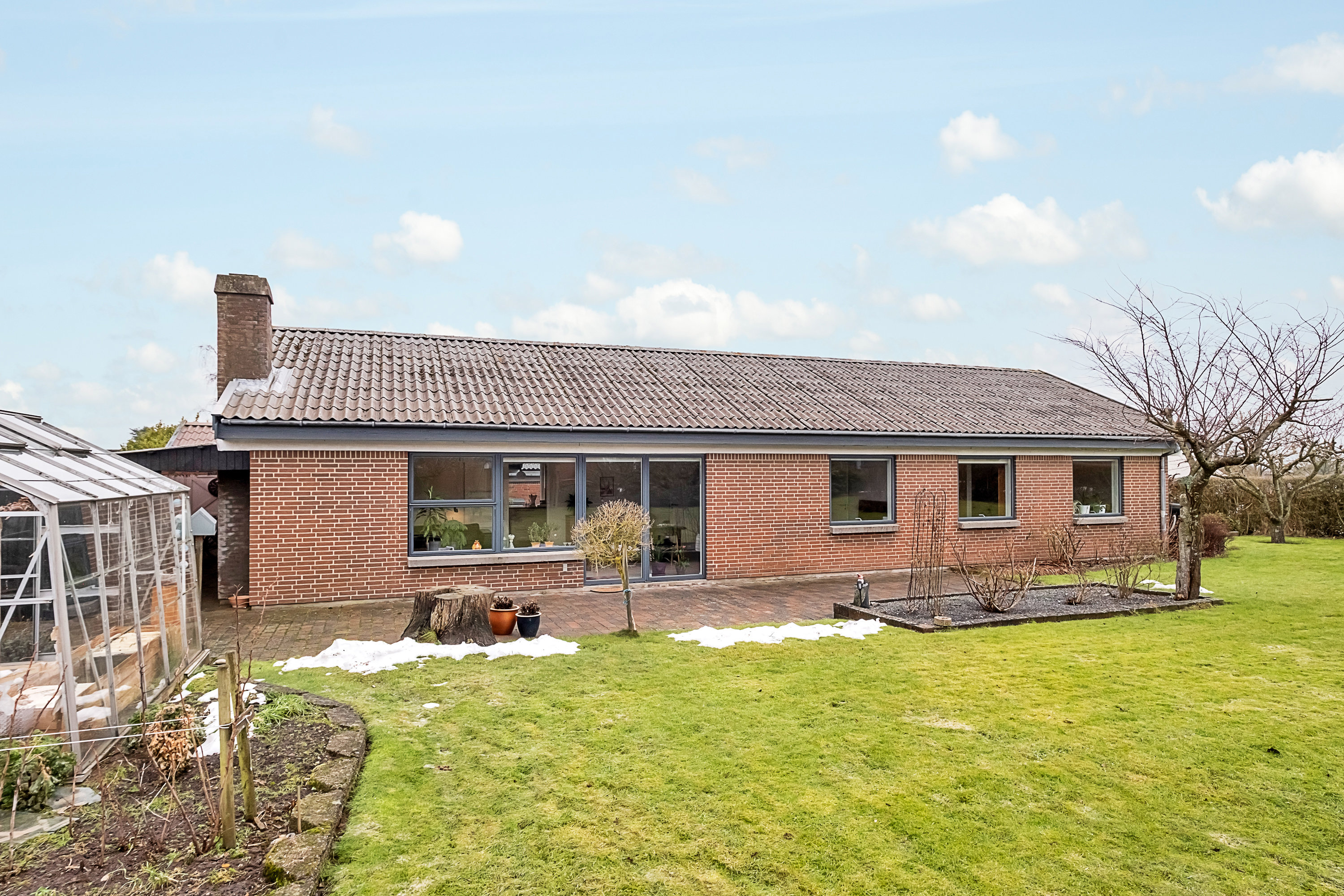 Villa: Set fra haven på Ørnehøjen 21, 8520 Lystrup