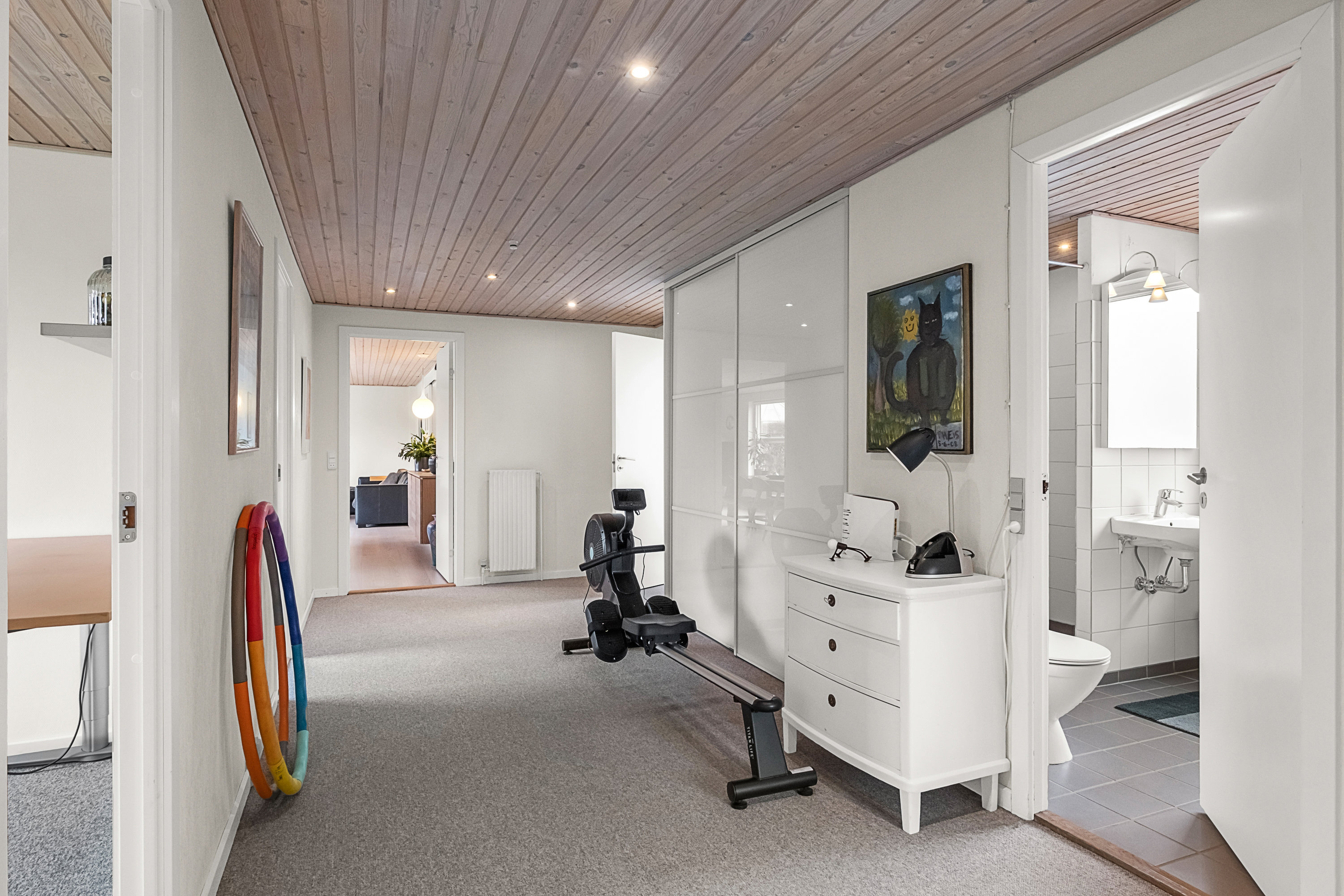 Fremhævet gang billede i fuldskærmstilstand. Billede af Ørnehøjen 21, 8520 Lystrup