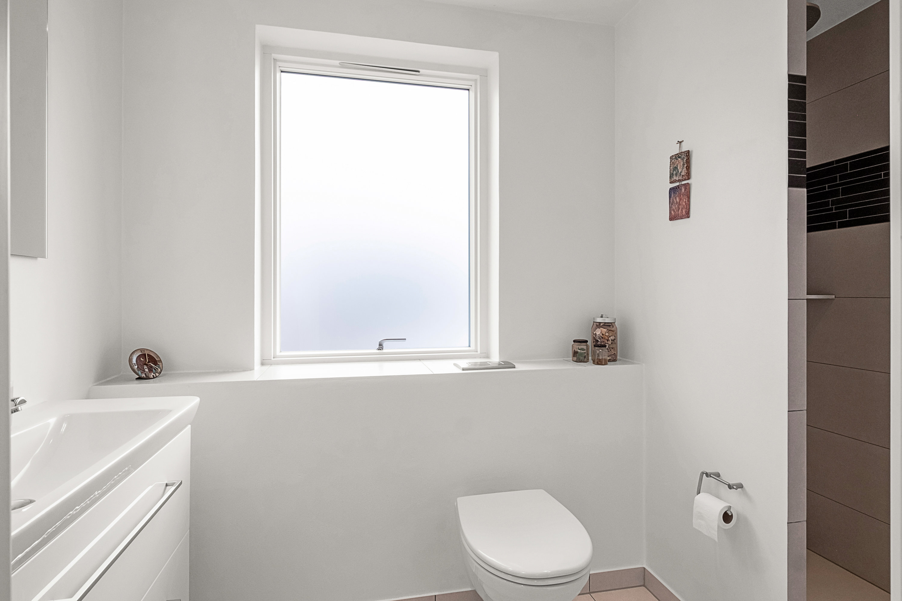 Fremhævet badeværelse billede i fuldskærmstilstand. Billede af Ørnehøjen 21, 8520 Lystrup