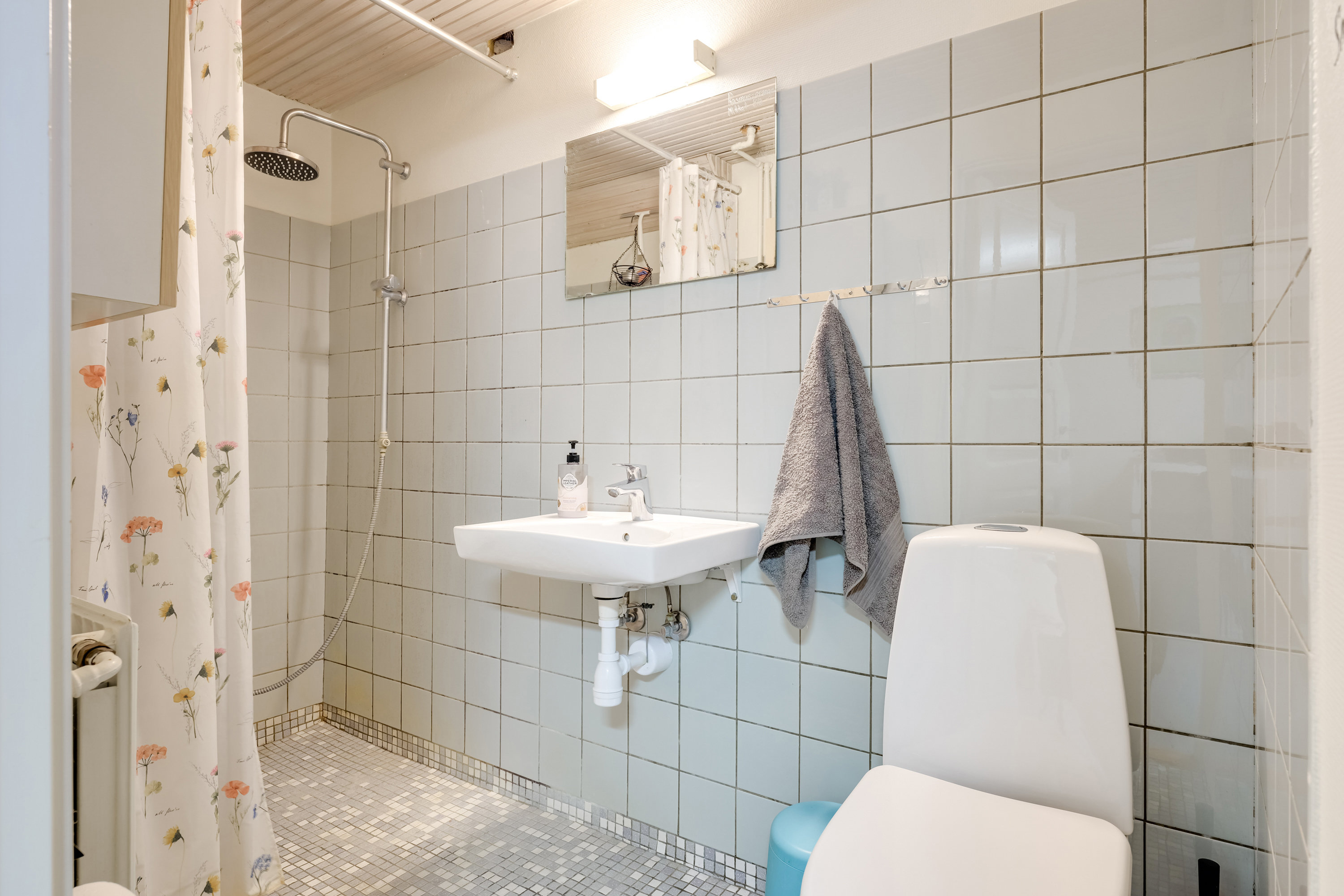 Fremhævet badeværelse billede i fuldskærmstilstand. Billede af Mølleløkken 34, 5300 Kerteminde