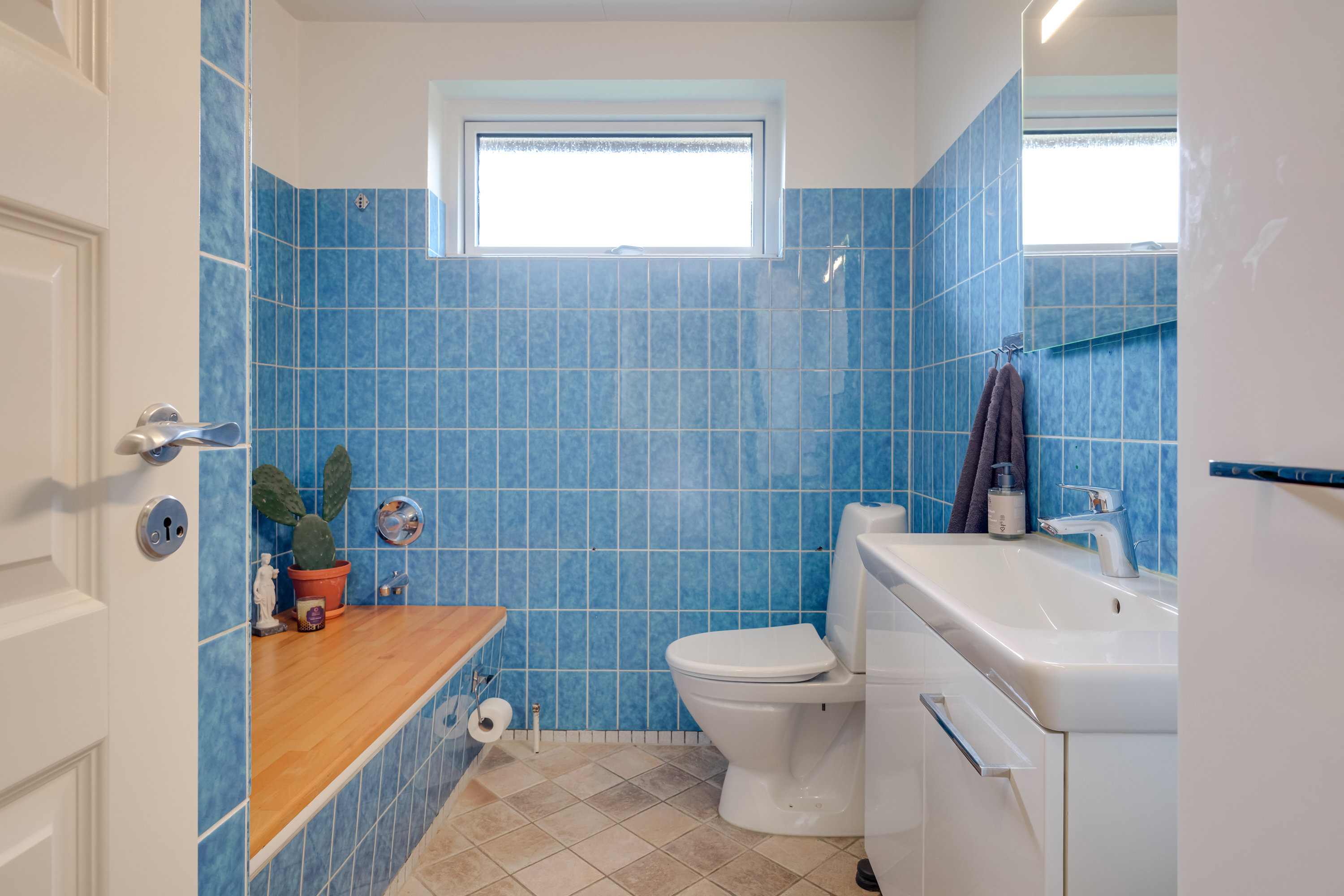 Fremhævet badeværelse billede i fuldskærmstilstand. Billede af Mølleløkken 34, 5300 Kerteminde