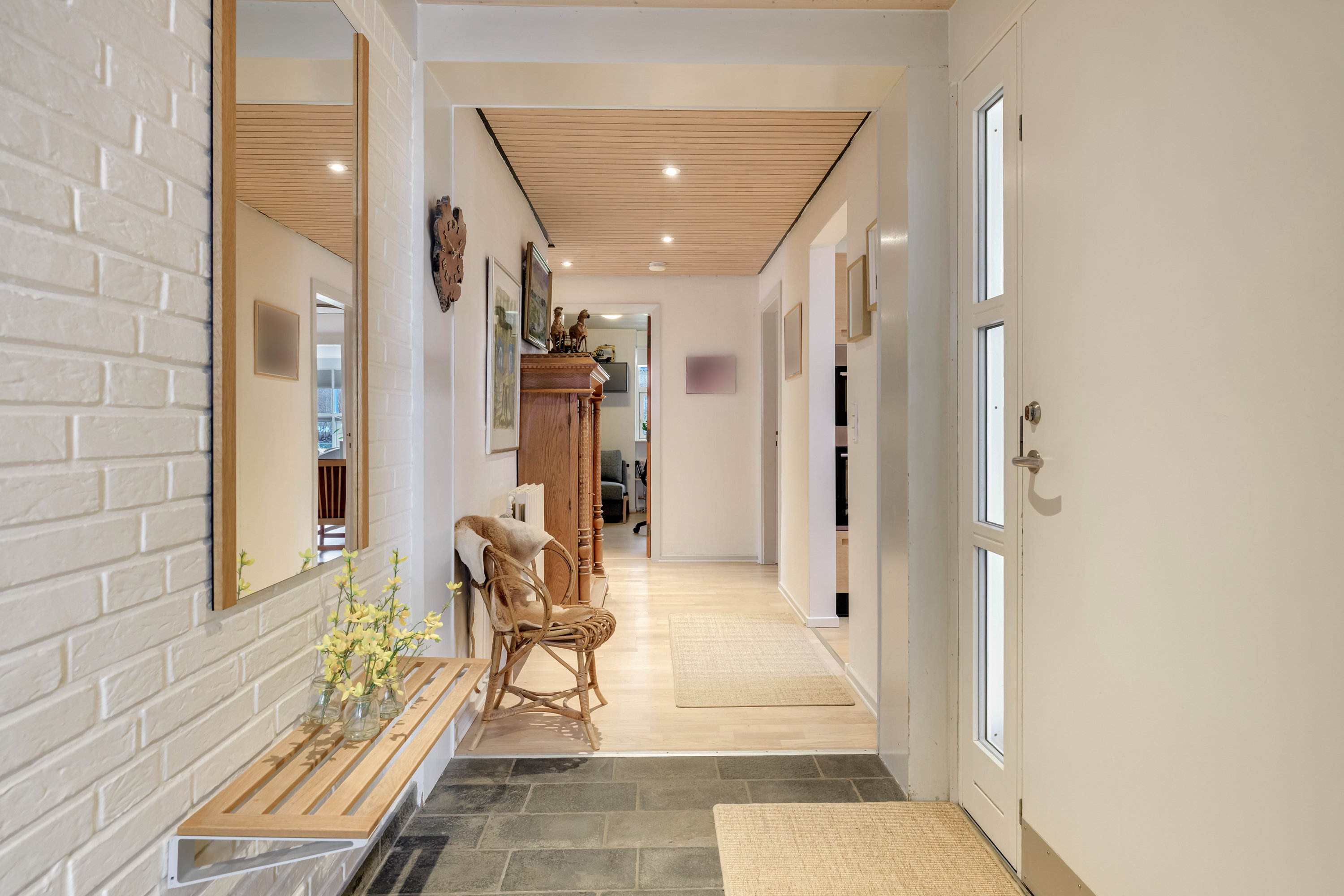 Miniaturebillede 2: entré. Billede af Fjordvej 163, 5330 Munkebo