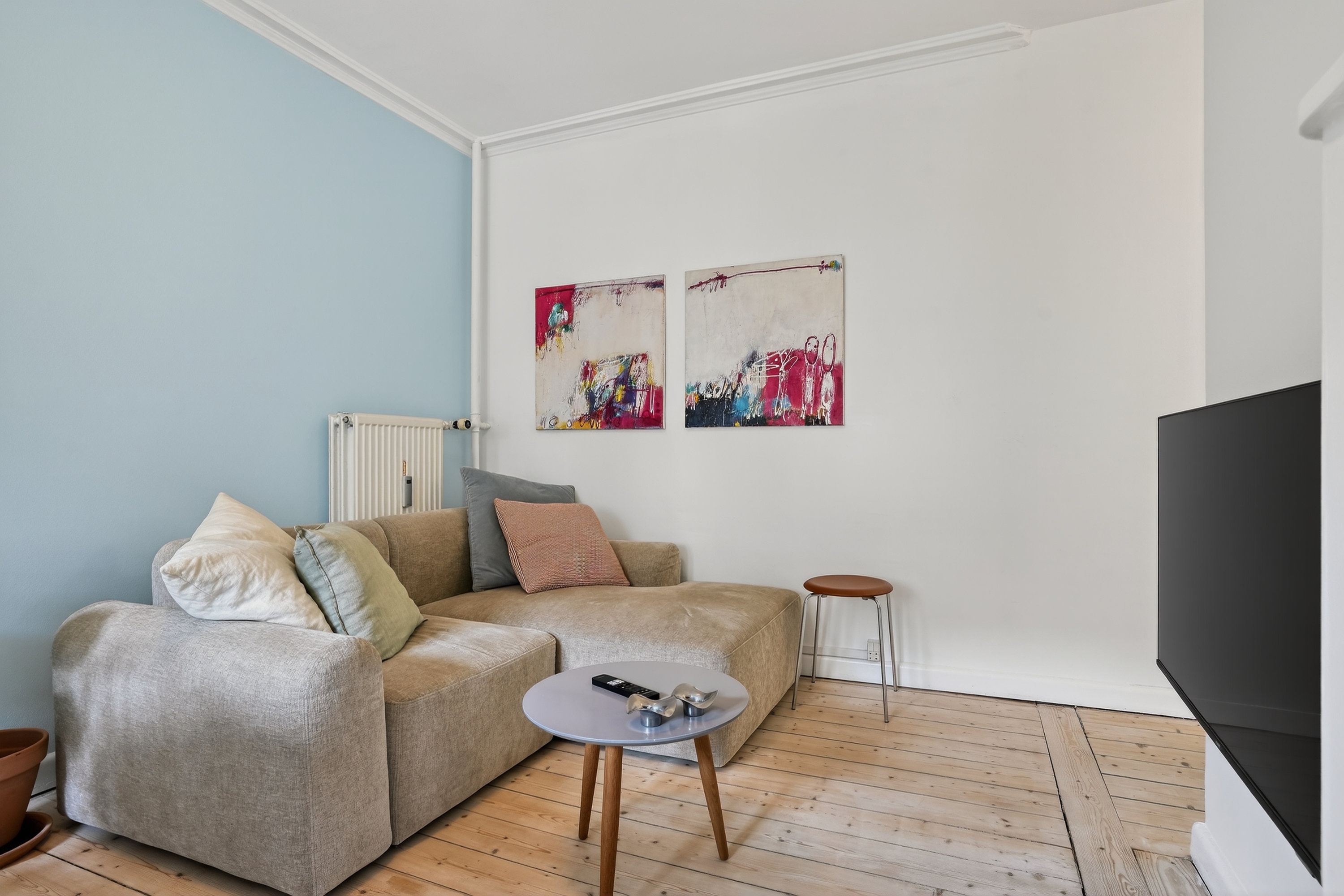 Fremhævet stue billede i fuldskærmstilstand. Billede af Lauravej 1, 1. th., 2500 Valby