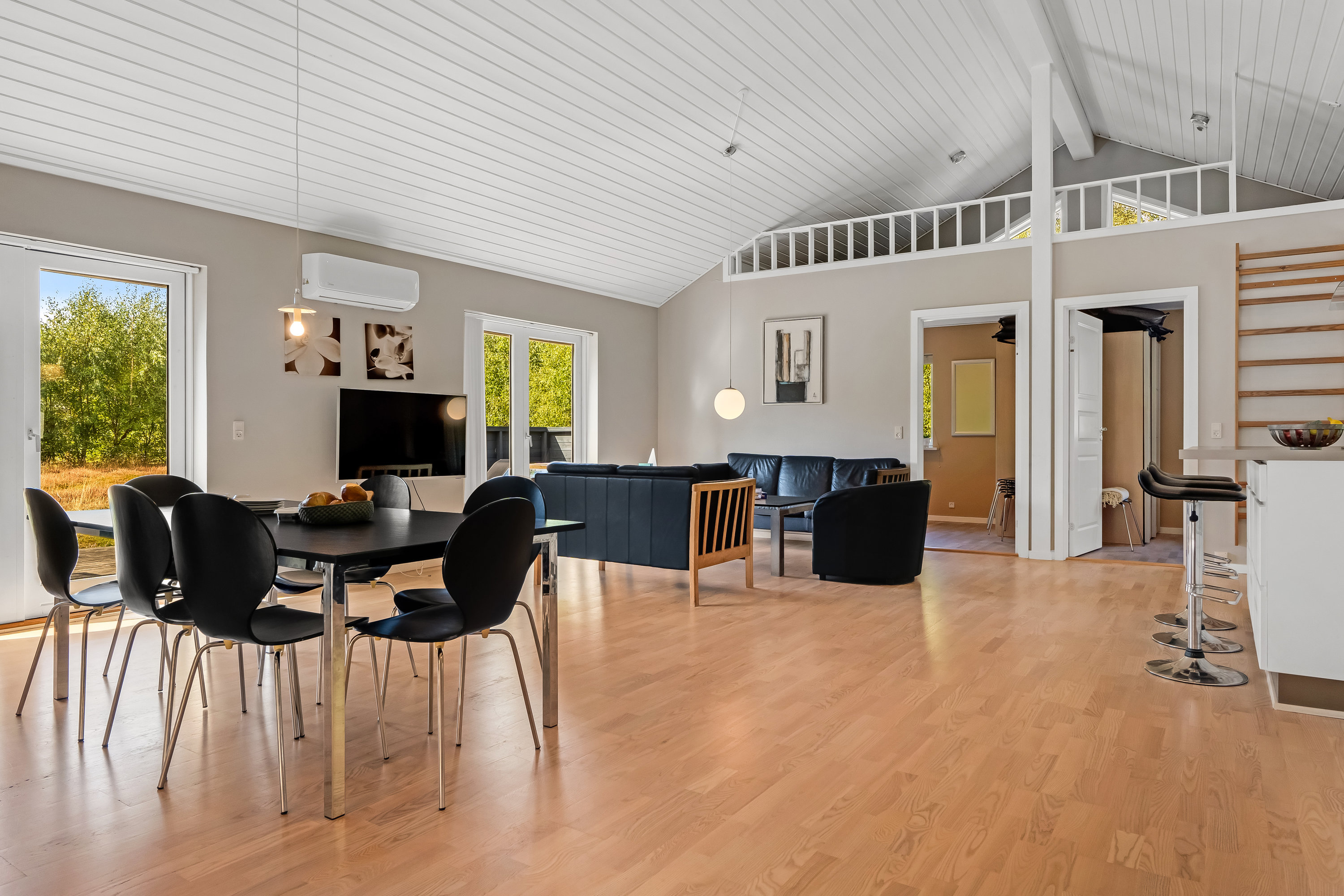 Fremhævet  billede i fuldskærmstilstand. Billede af Fuglekongevej 3, Østerby, 9940 Læsø