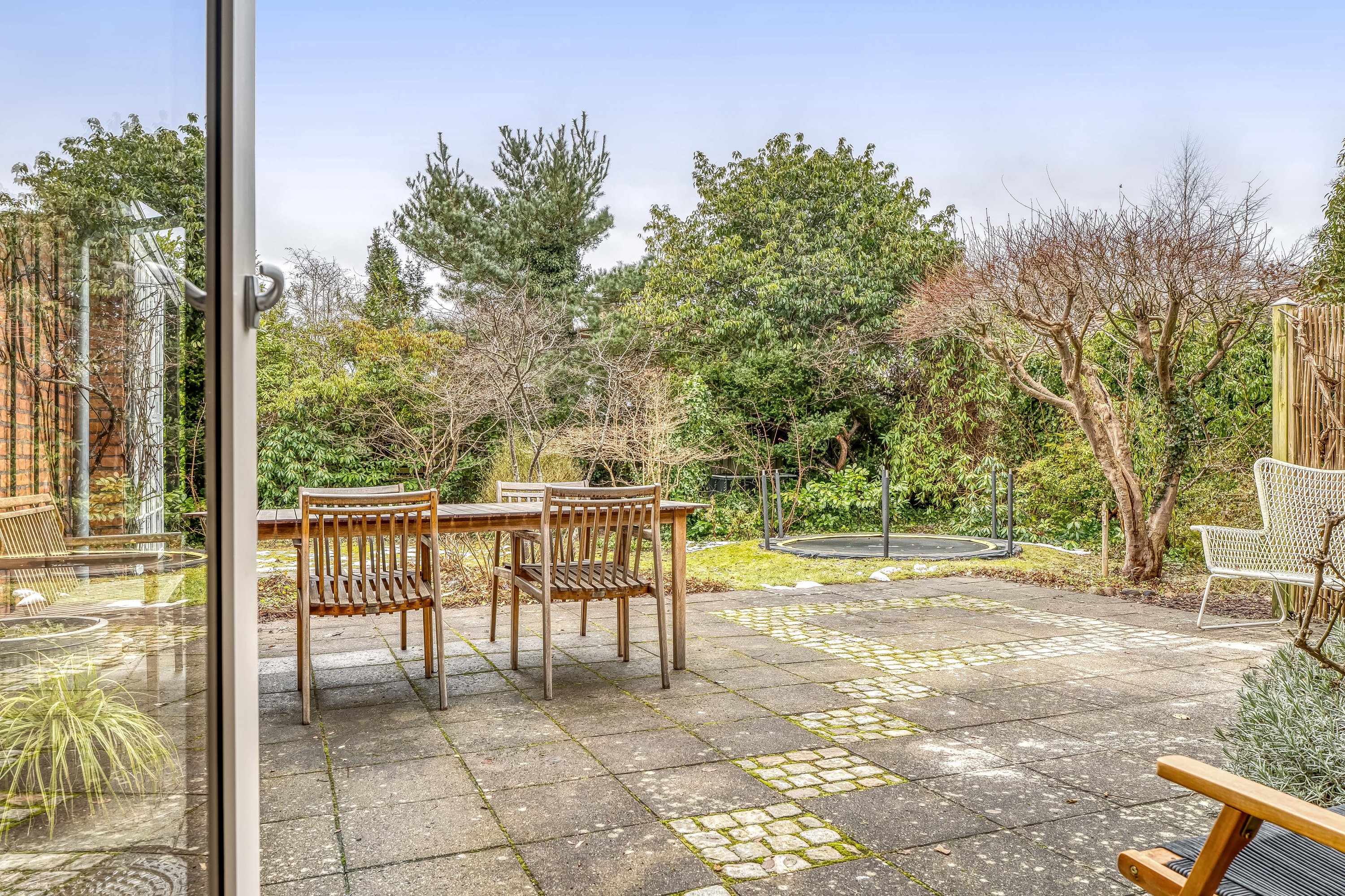 Fremhævet terrasse billede i fuldskærmstilstand. Billede af Hummeltoftevej 107, 2830 Virum