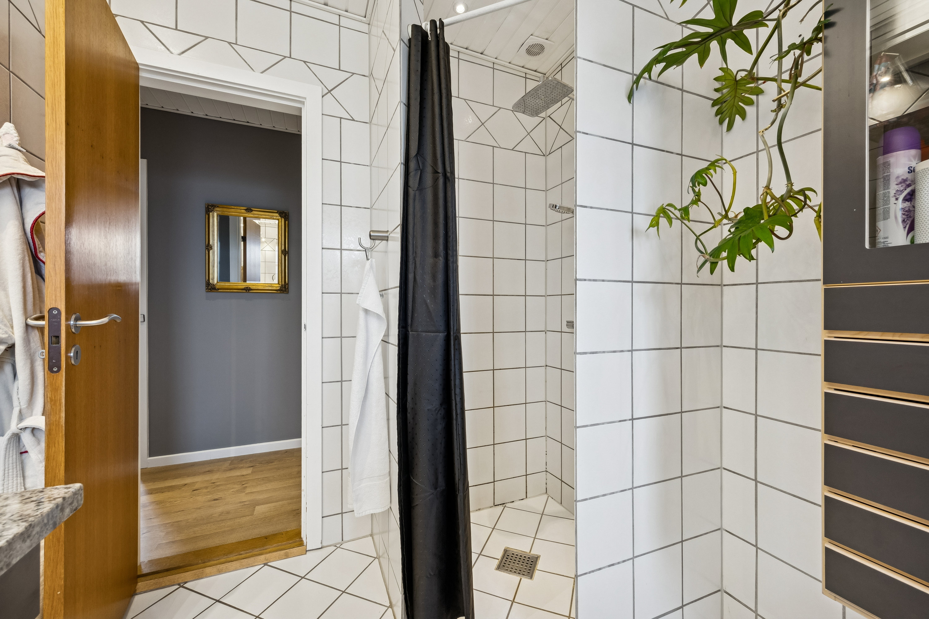 Fremhævet gang billede i fuldskærmstilstand. Billede af Møllemarksvej 10, 4291 Ruds Vedby