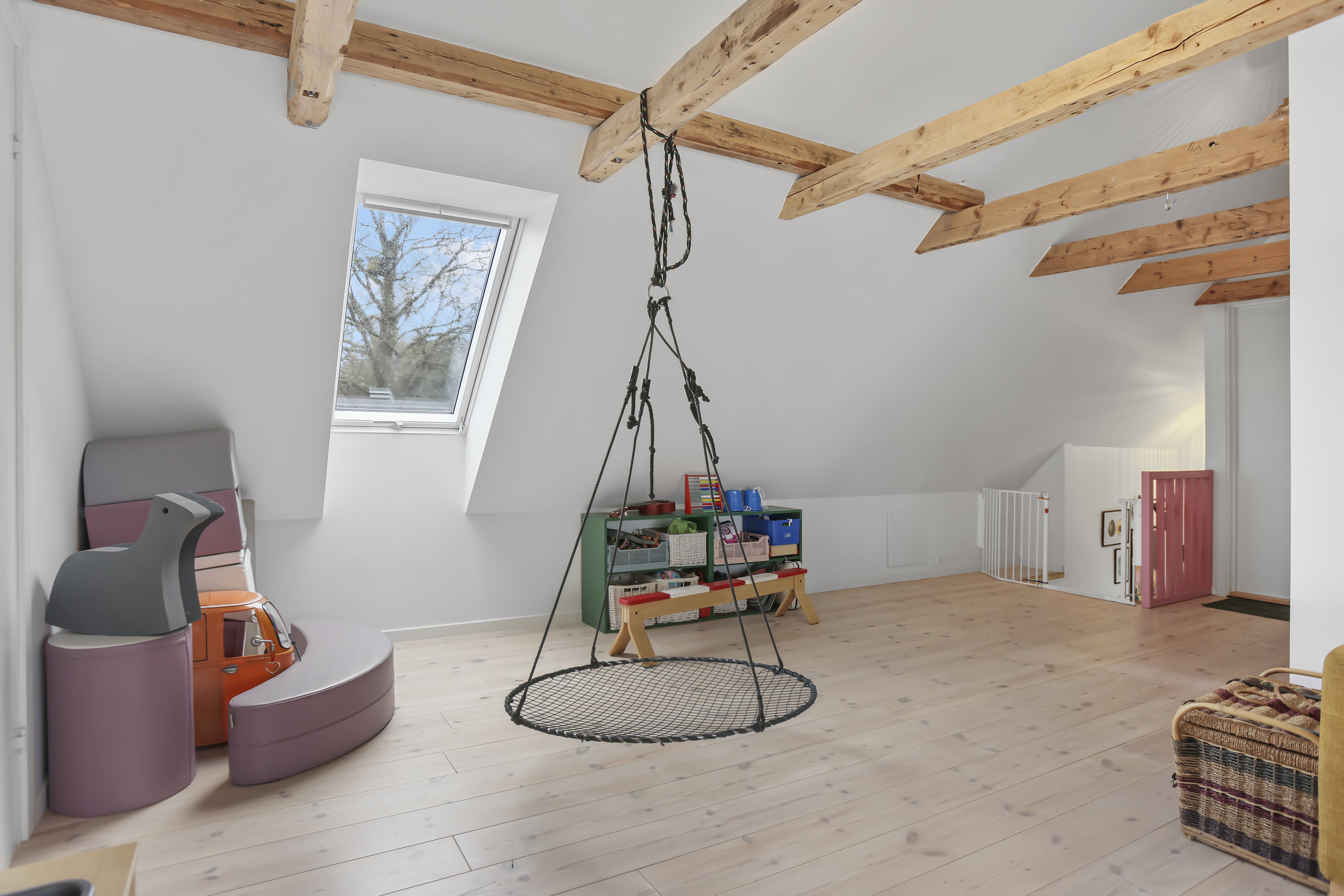 Fremhævet stue billede i fuldskærmstilstand. Billede af Fårupvej 26, 8840 Rødkærsbro