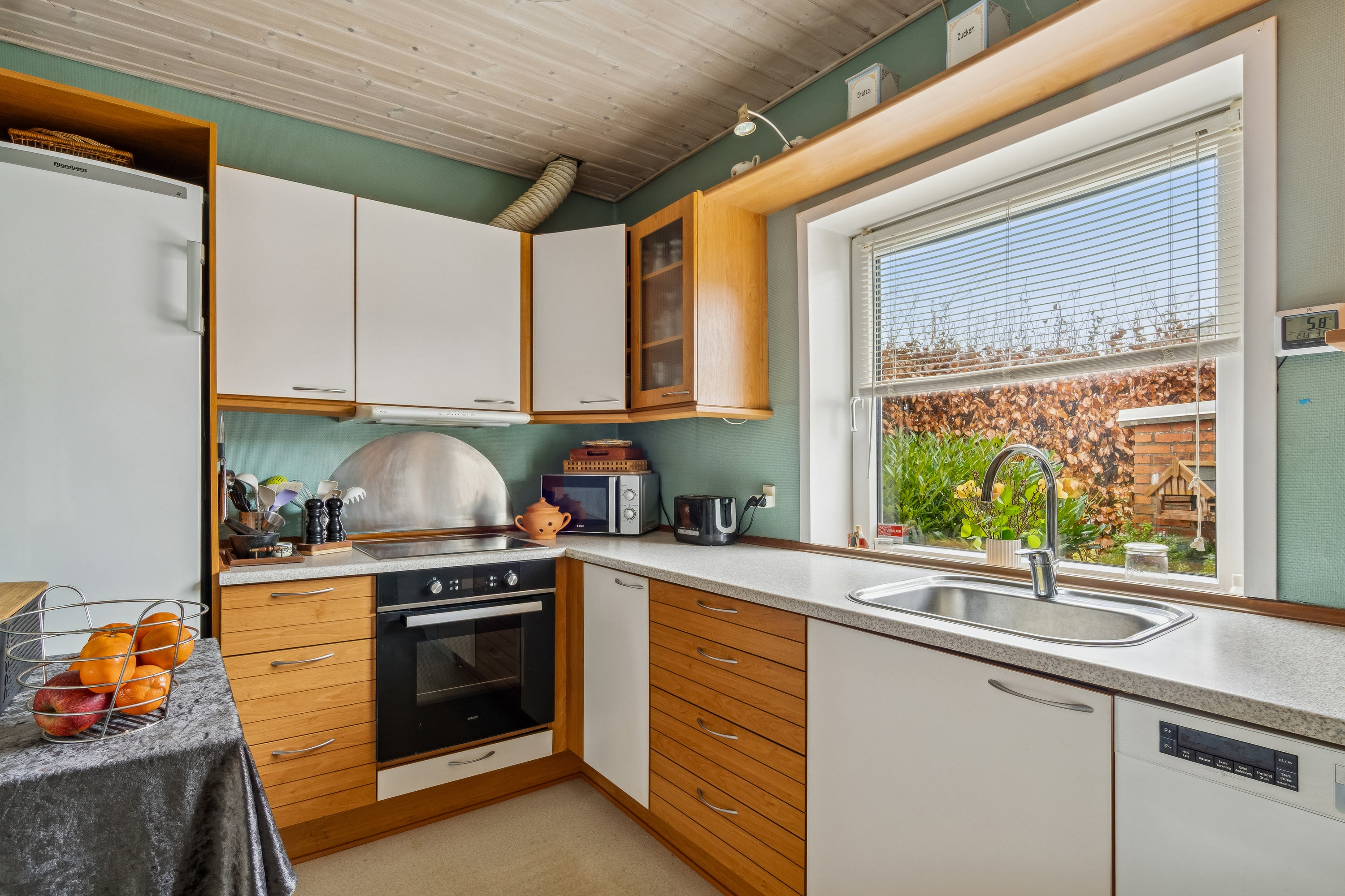 Fremhævet køkken billede i fuldskærmstilstand. Billede af Solbakken 4, 6300 Gråsten