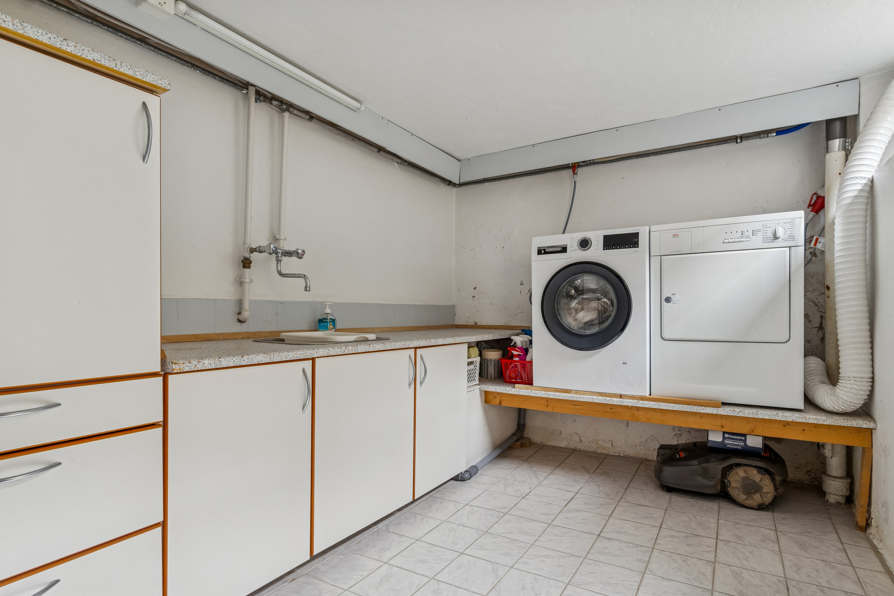 Fremhævet vaskerum billede i fuldskærmstilstand. Billede af Solbakken 4, 6300 Gråsten