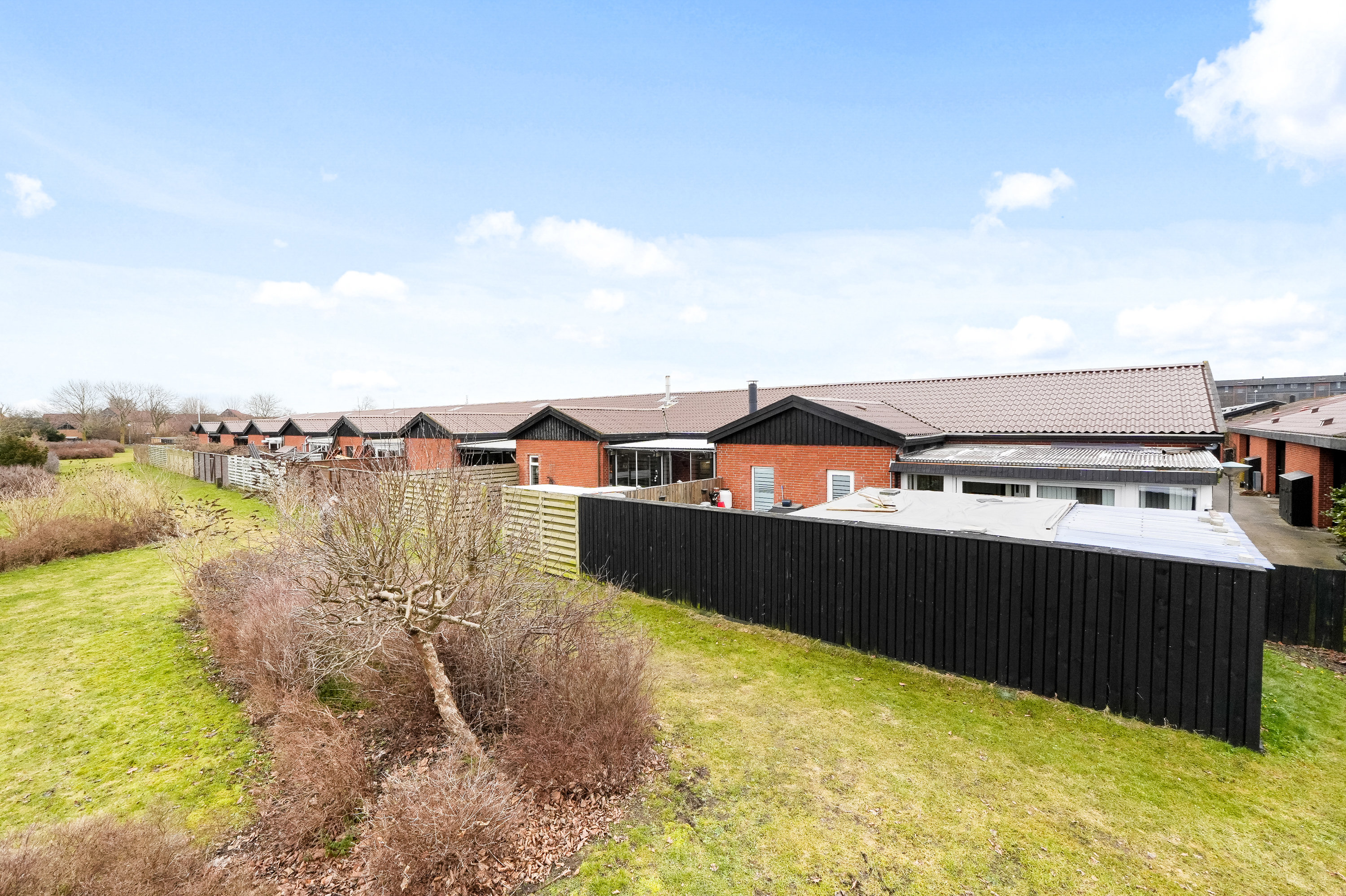 Fremhævet have billede i fuldskærmstilstand. Billede af Fyrrelunden 105, 2635 Ishøj