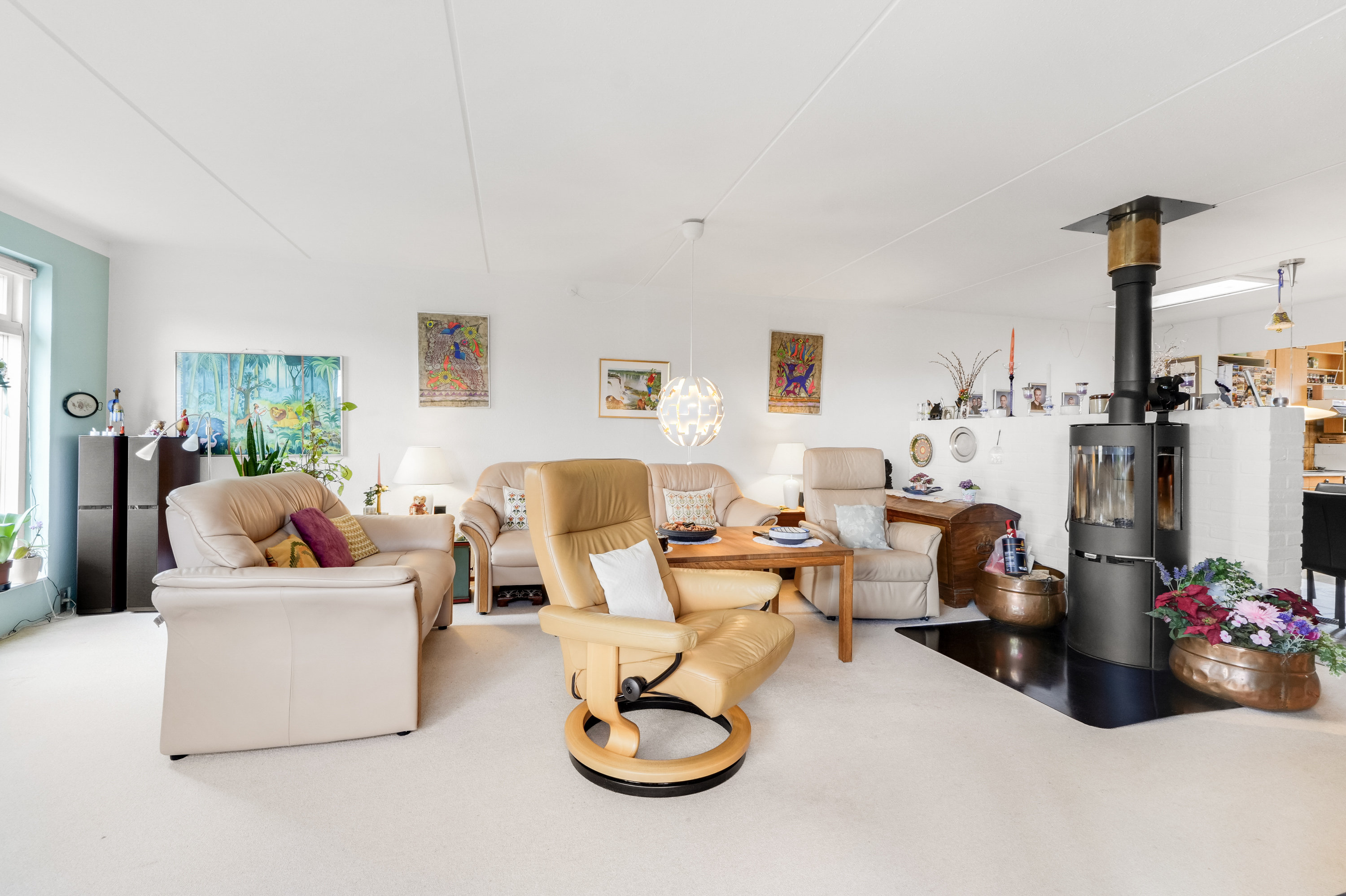 Fremhævet stue billede i fuldskærmstilstand. Billede af Fyrrelunden 105, 2635 Ishøj