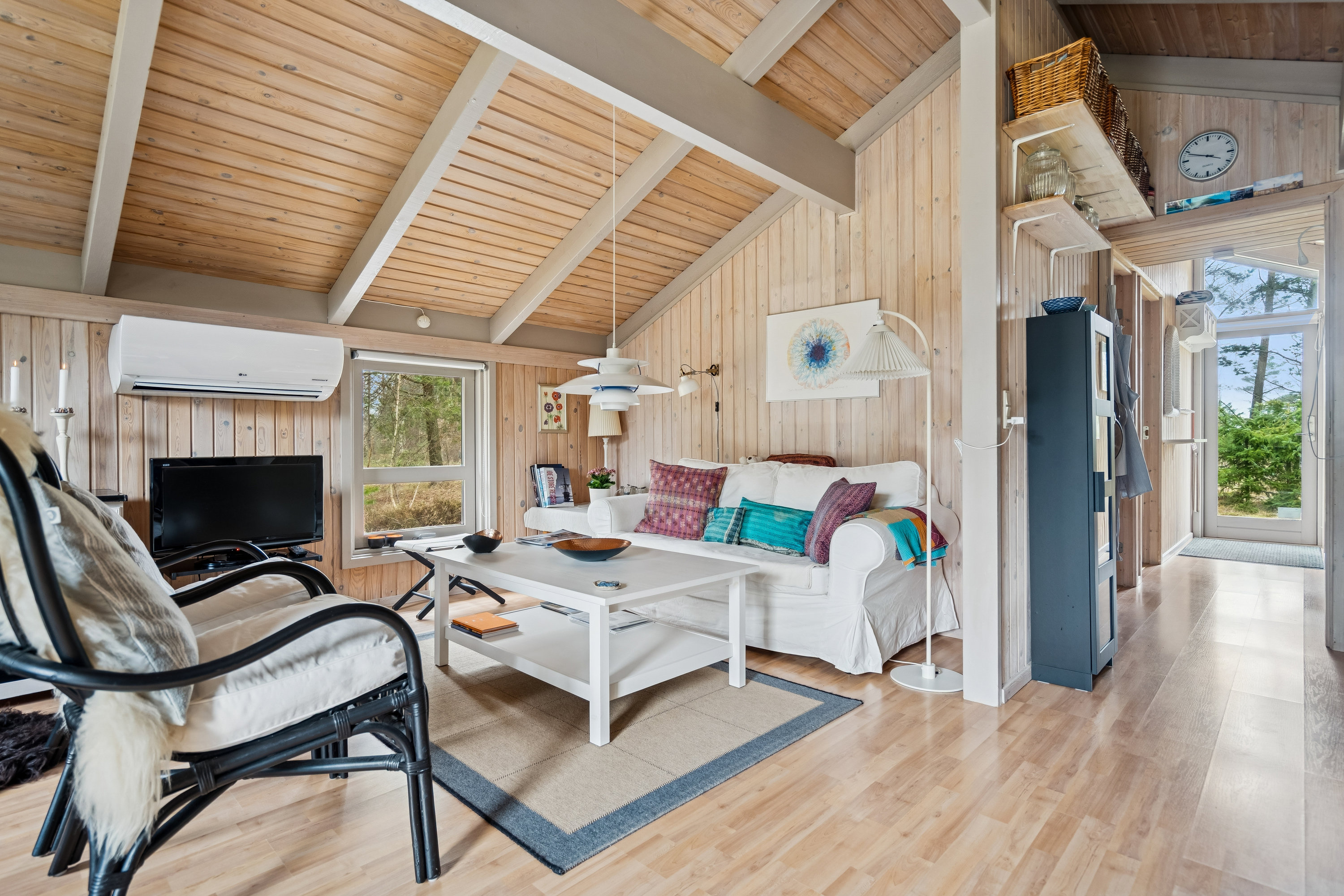 Fremhævet stue billede i fuldskærmstilstand. Billede af Banstensvejen 110, Østerby, 9940 Læsø