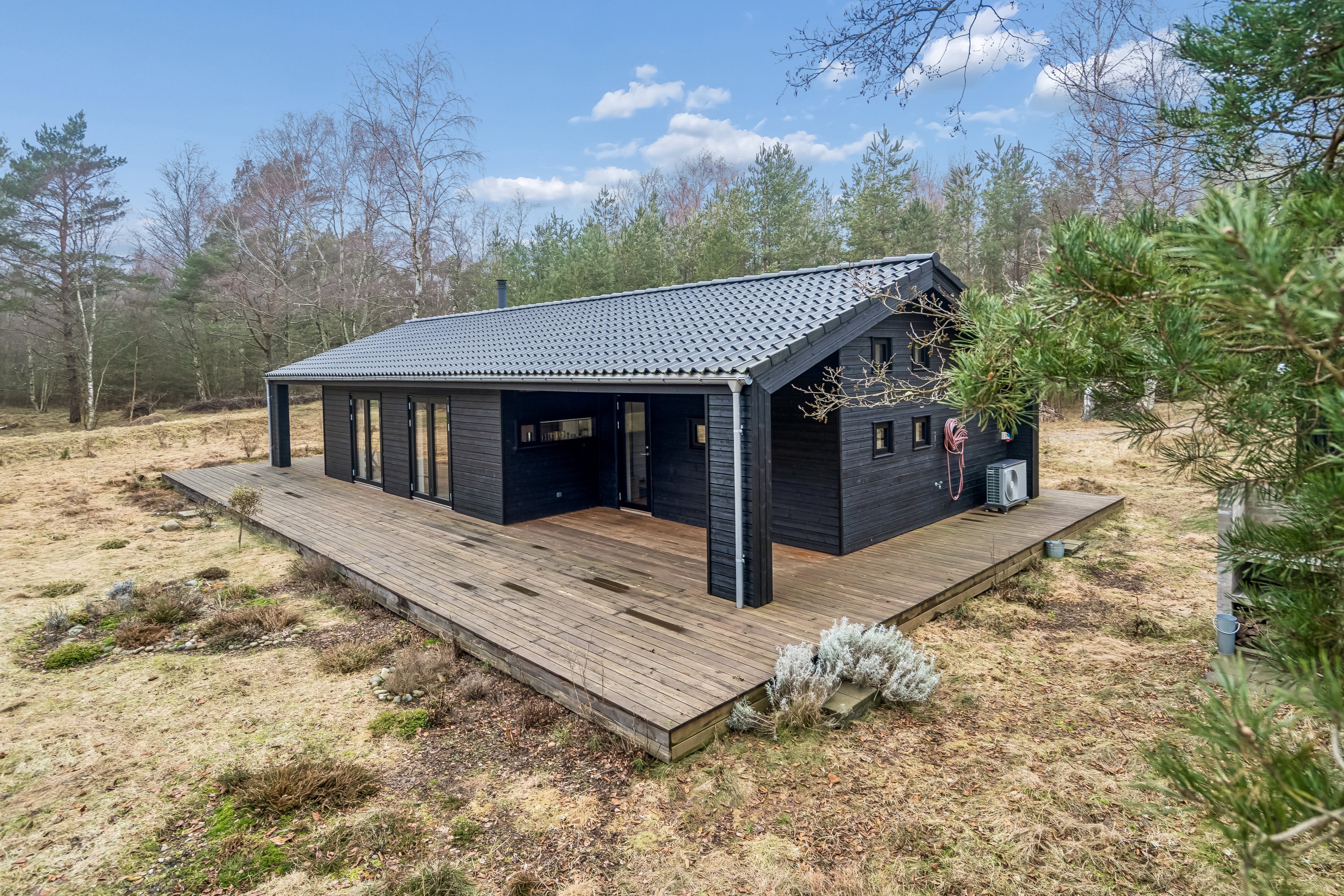 Fremhævet andet billede i fuldskærmstilstand. Billede af Mosevej 8, Østerby, 9940 Læsø