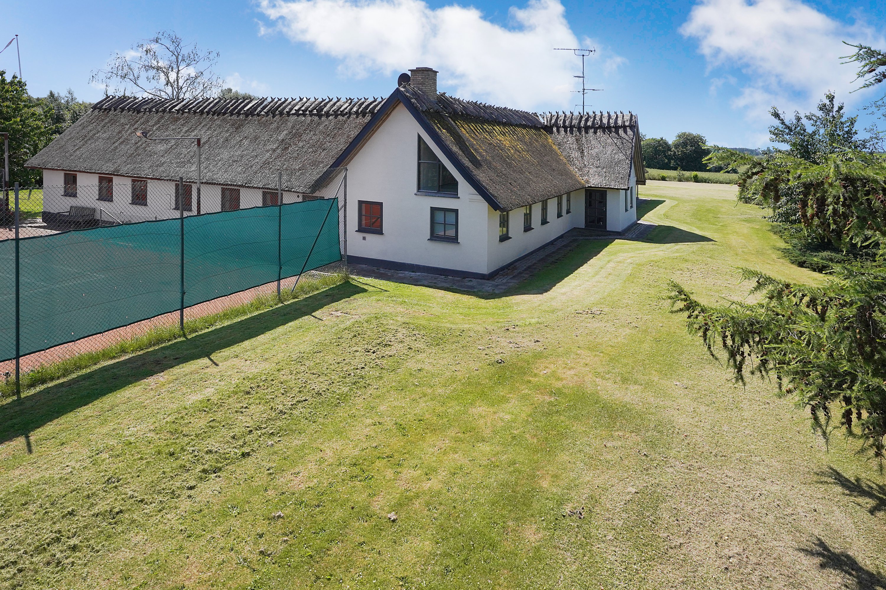 Fremhævet ejendommen billede i fuldskærmstilstand. Billede af Harløsevej 184, 3400 Hillerød