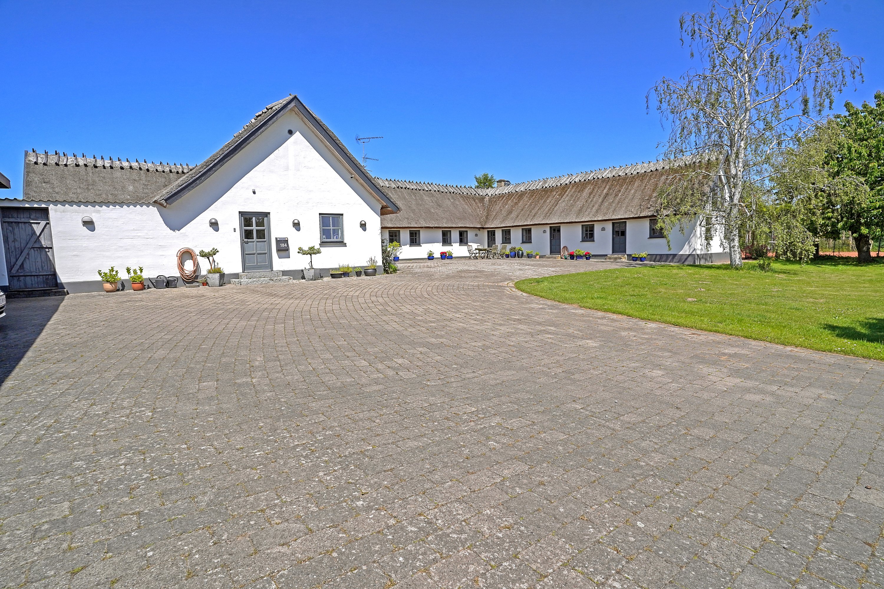 Fremhævet ejendommen billede i fuldskærmstilstand. Billede af Harløsevej 184, 3400 Hillerød