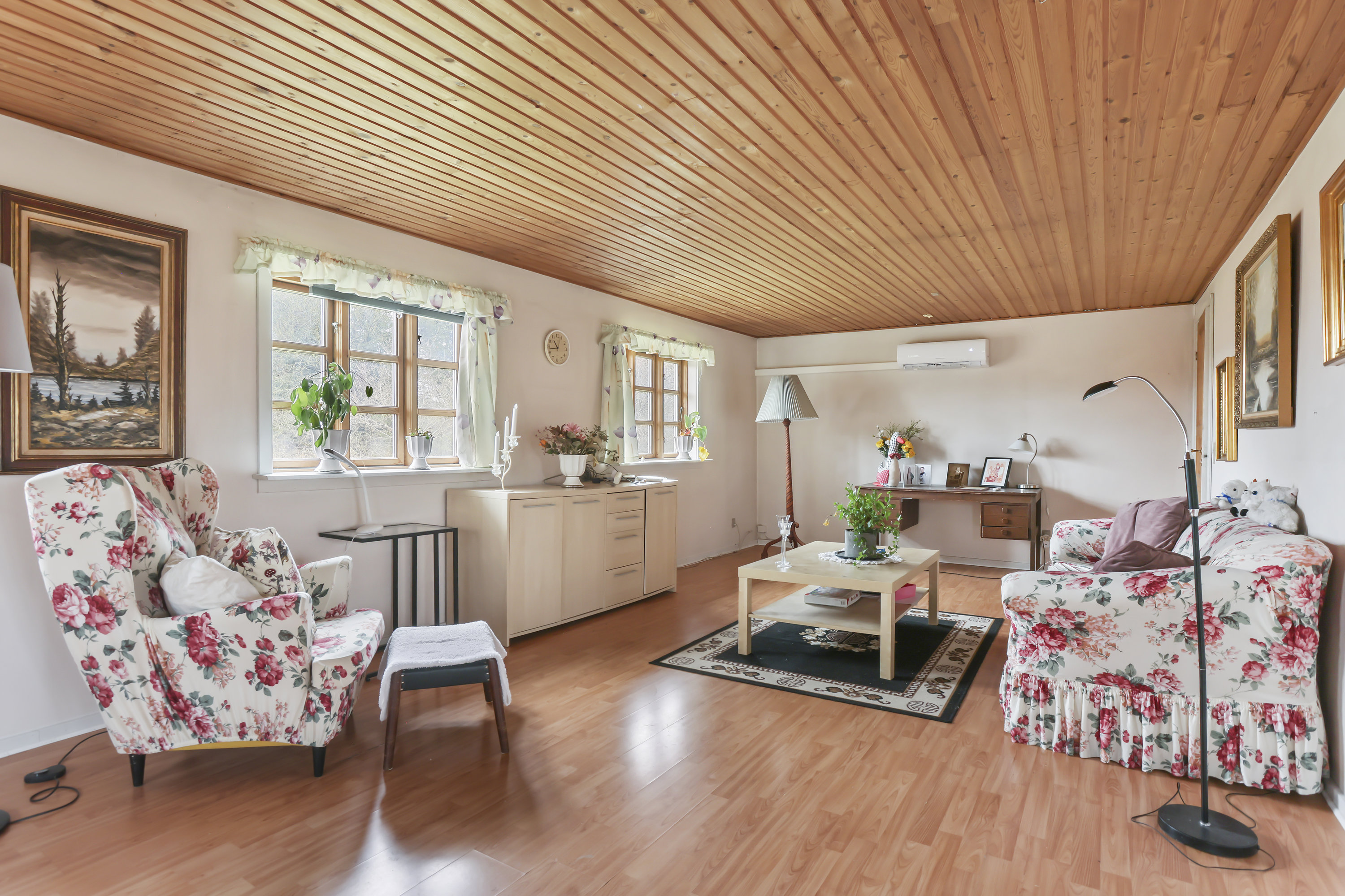 Fremhævet stue billede i fuldskærmstilstand. Billede af Hørupvej 22, Hørup, 9632 Møldrup