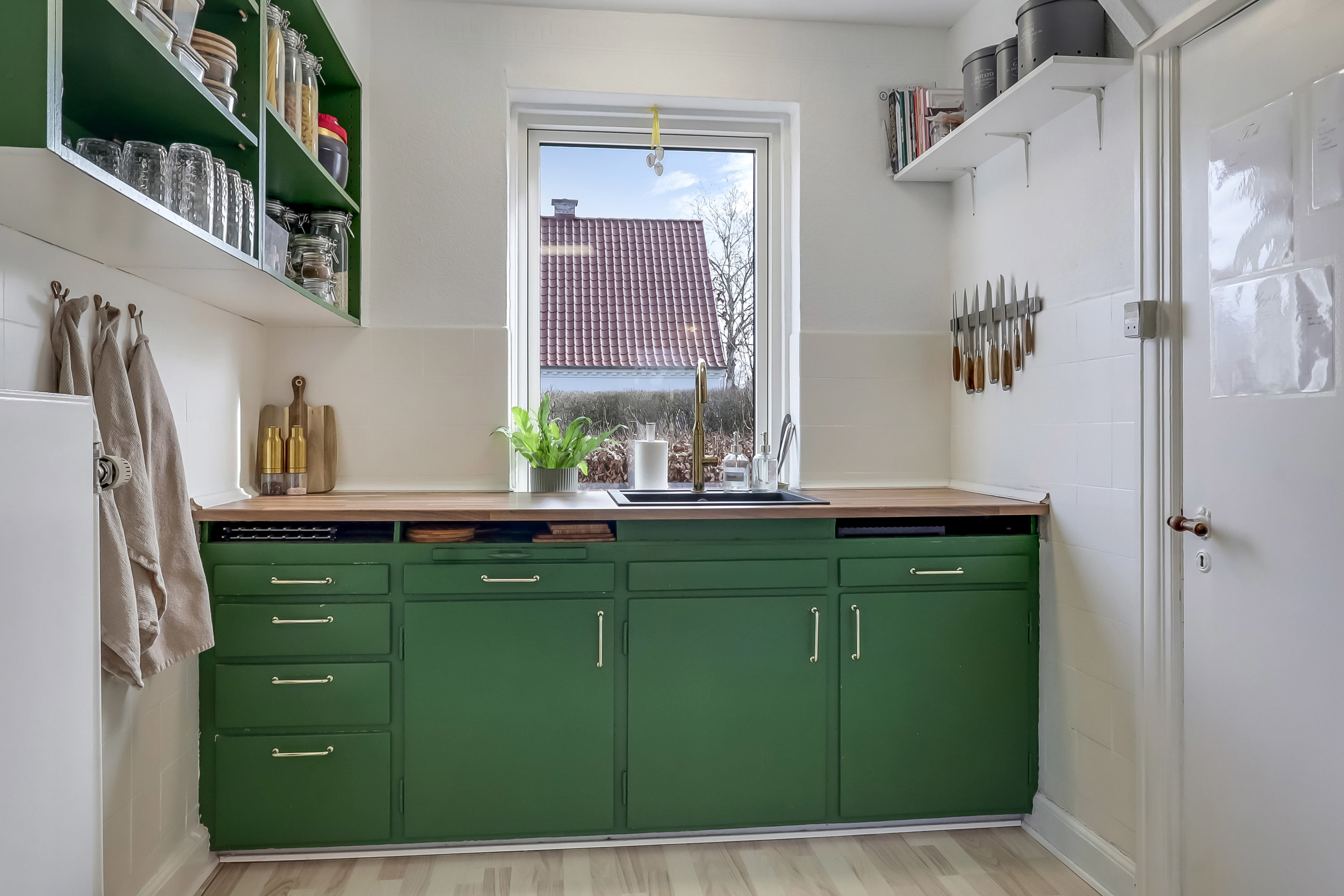 Fremhævet køkken billede i fuldskærmstilstand. Billede af Kirkestien 3, 5856 Ryslinge