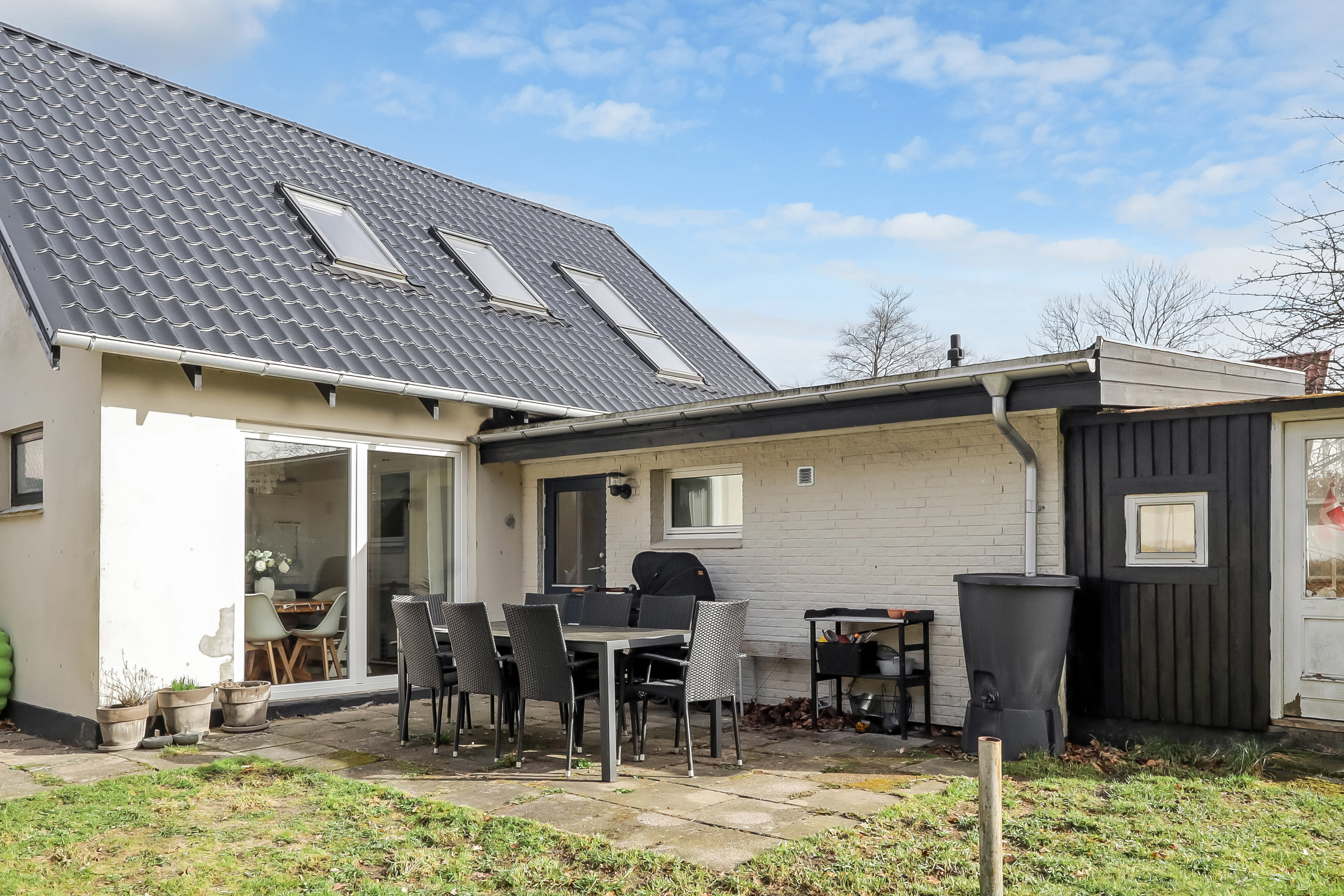 Fremhævet terrasse billede i fuldskærmstilstand. Billede af Kirkestien 3, 5856 Ryslinge