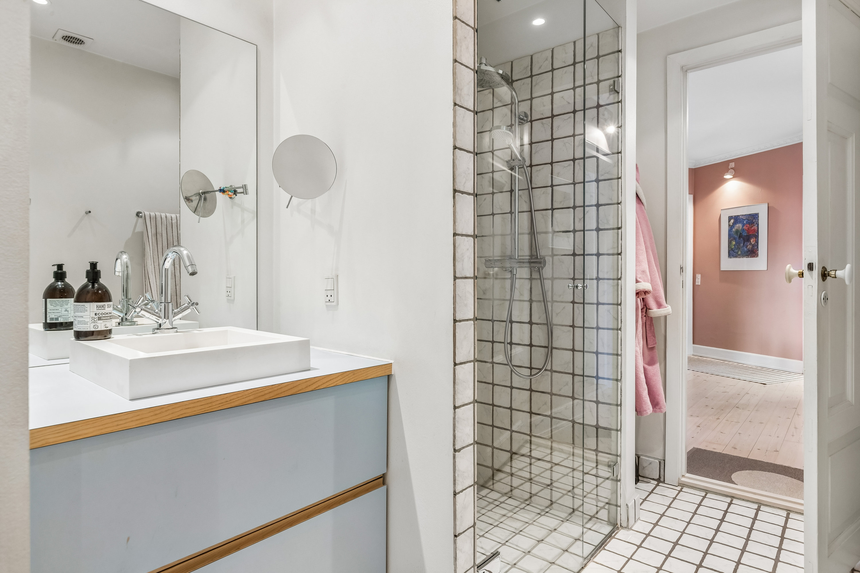 Fremhævet badeværelse billede i fuldskærmstilstand. Billede af Reykjaviksgade 5, 1. th., 2300 København S