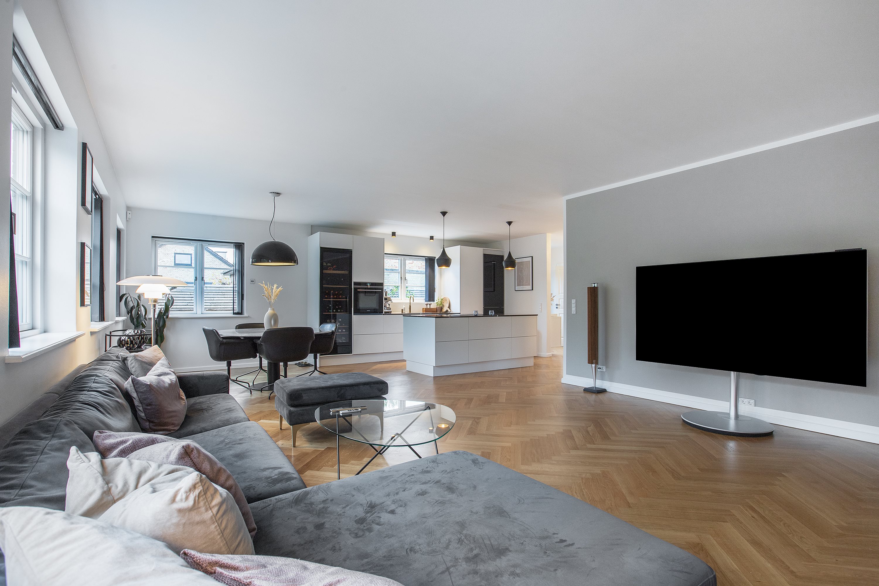 Fremhævet stue billede i fuldskærmstilstand. Billede af Merkur Alle 16, 2770 Kastrup