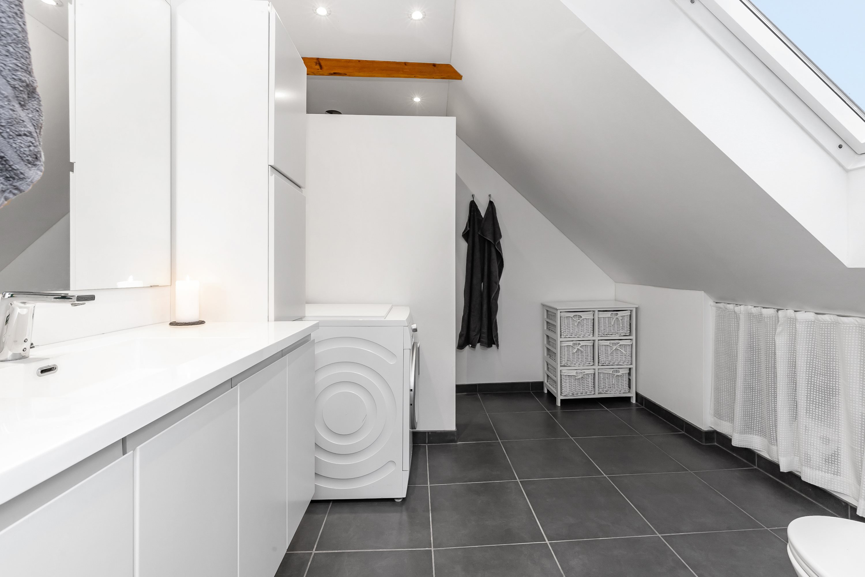 Fremhævet badeværelse billede i fuldskærmstilstand. Billede af Tøndervej 76, 2., 6000 Kolding