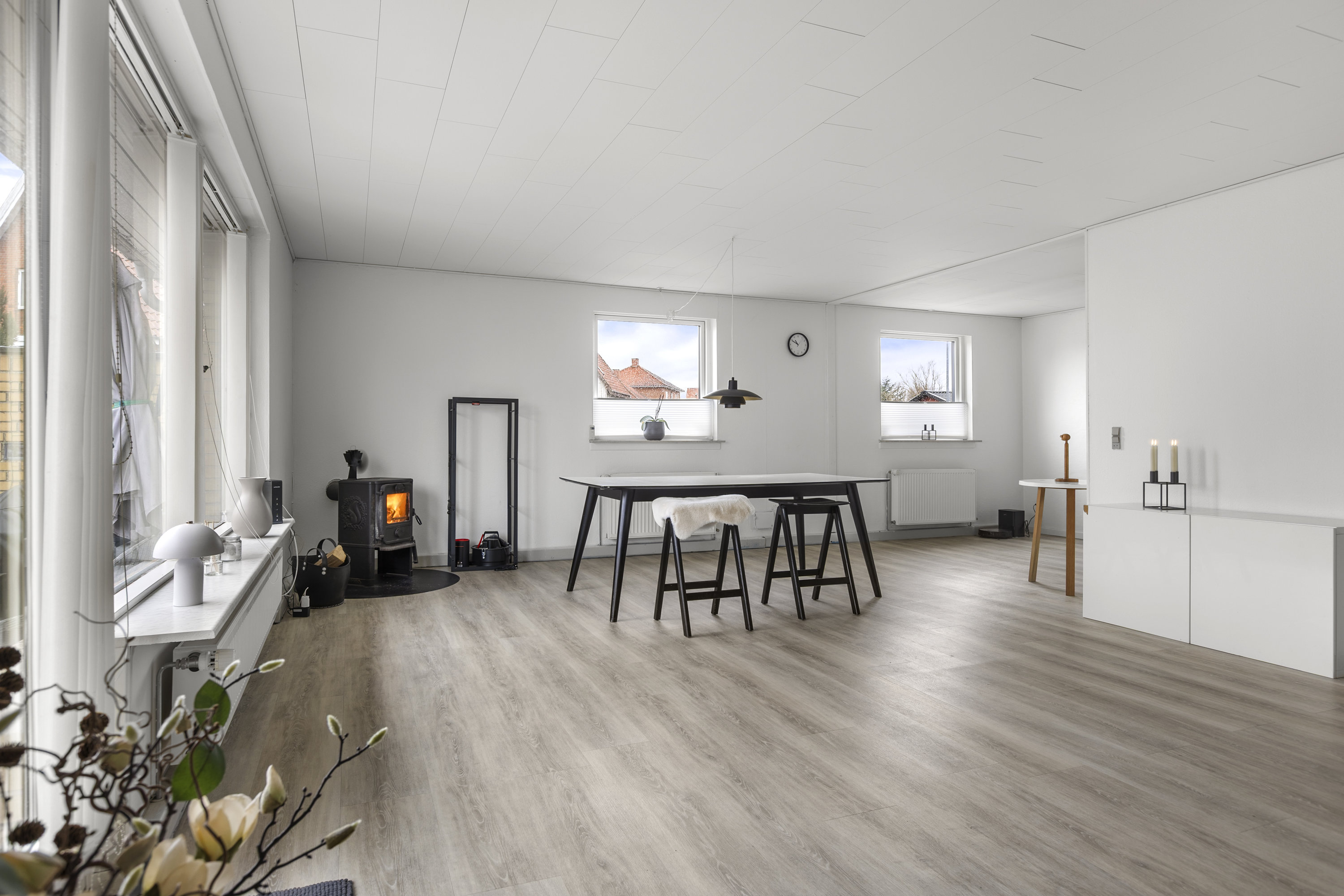 Fremhævet stue billede i fuldskærmstilstand. Billede af Tovesvej 34, 4220 Korsør