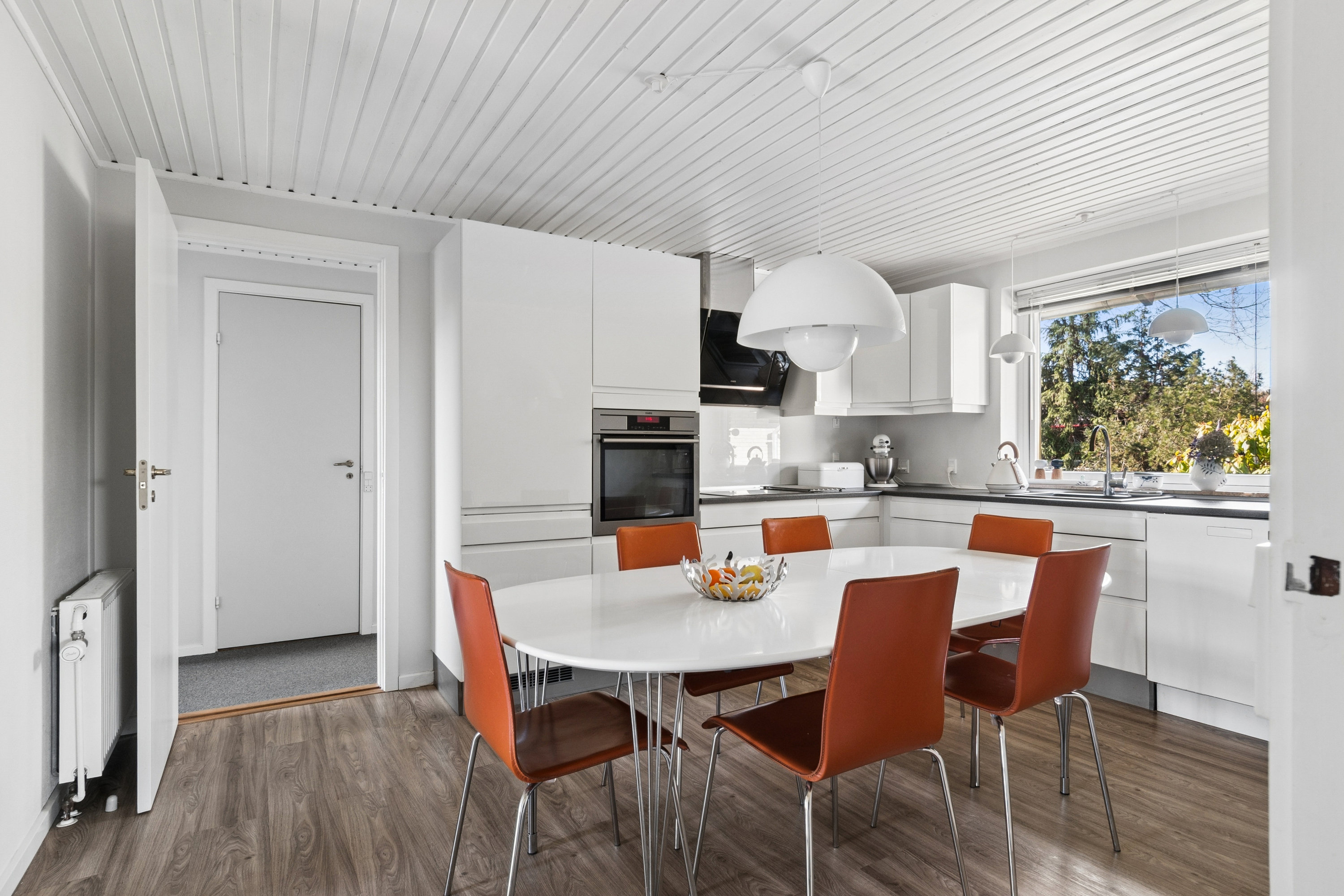 Miniaturebillede 1: stue. Billede af Vandmestervej 34, 2630 Taastrup