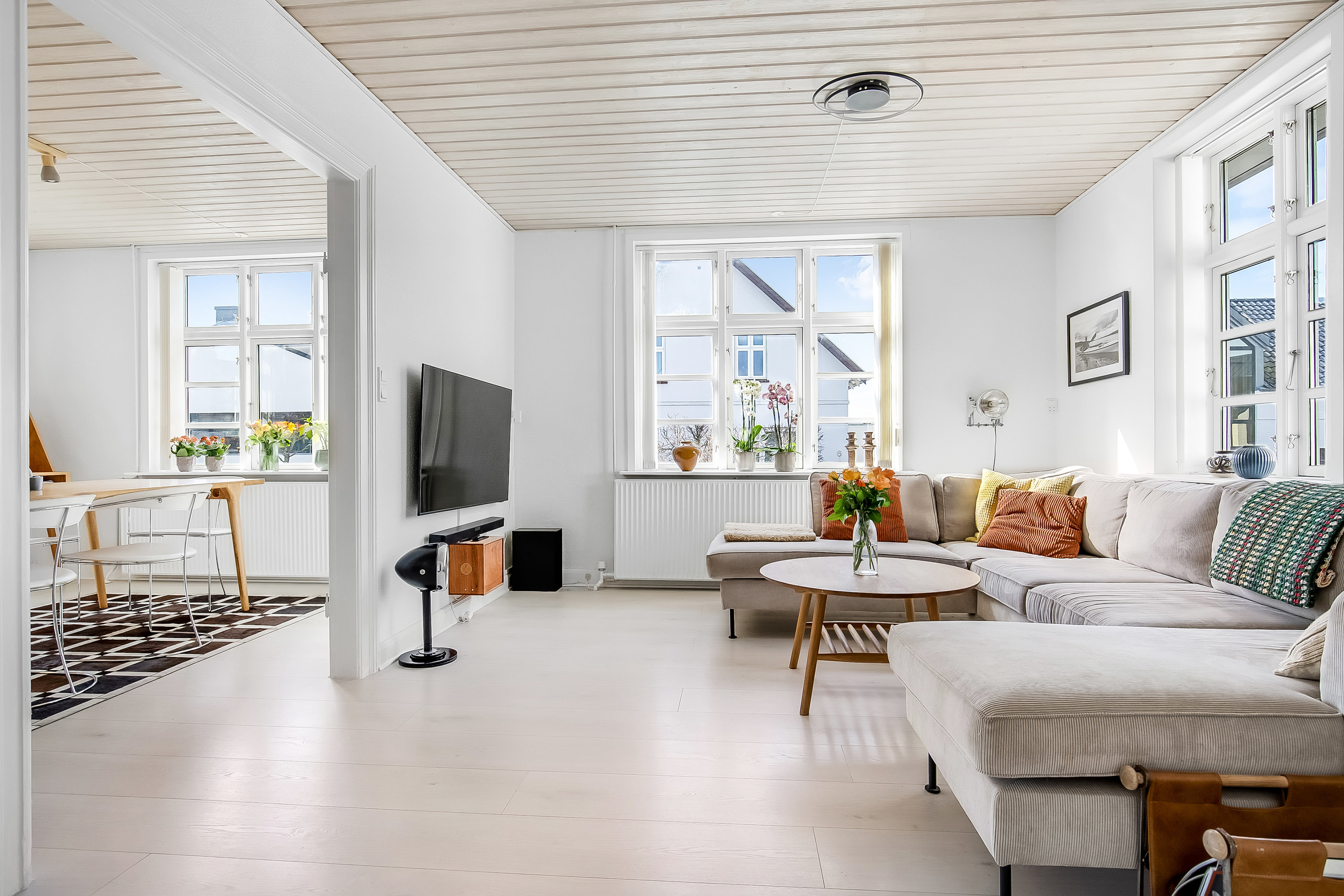 Fremhævet stue billede i fuldskærmstilstand. Billede af Fjordvej 11, Strandhuse, 6000 Kolding