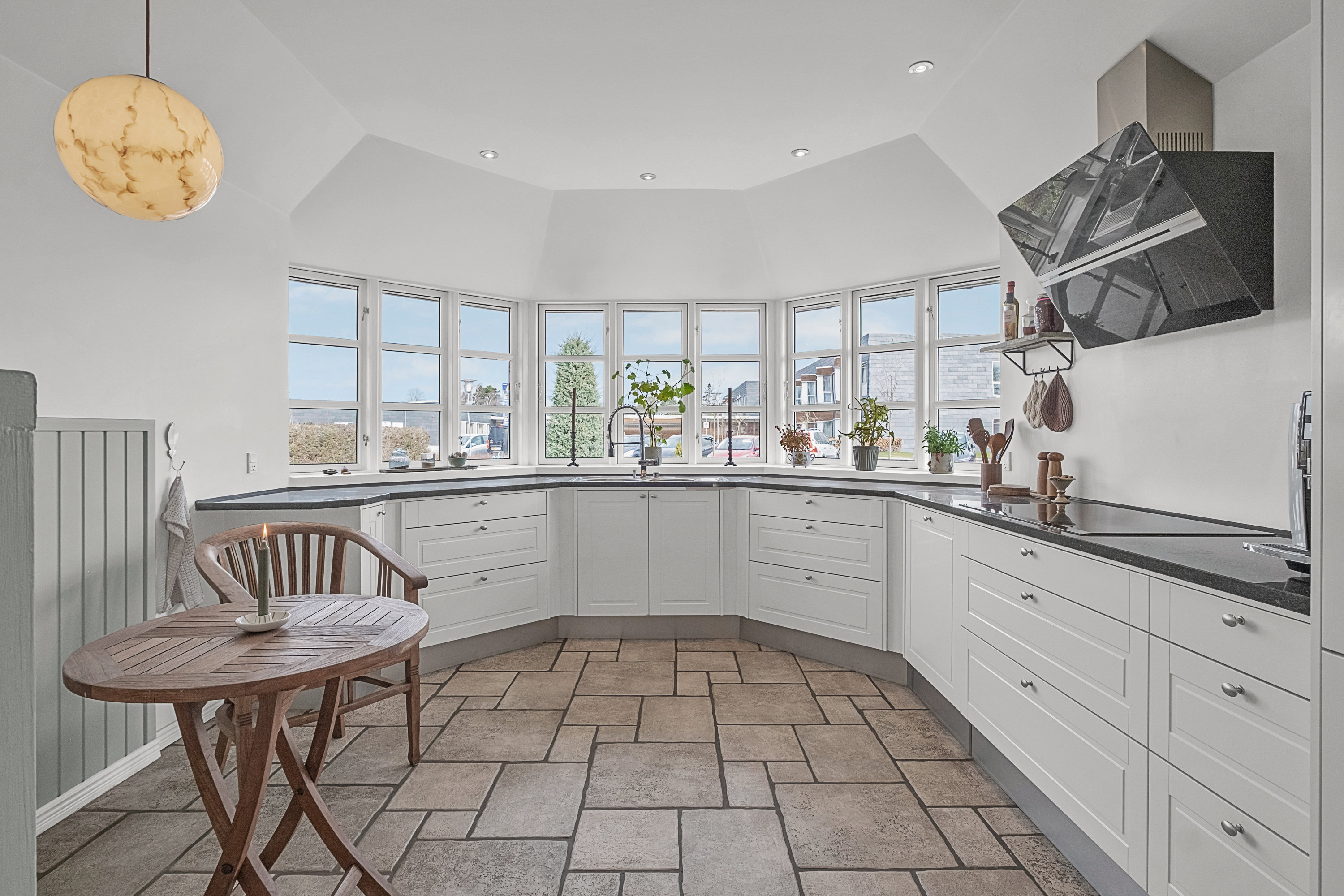 Miniaturebillede 1: køkken. Billede af Hedevej 53, 8240 Risskov