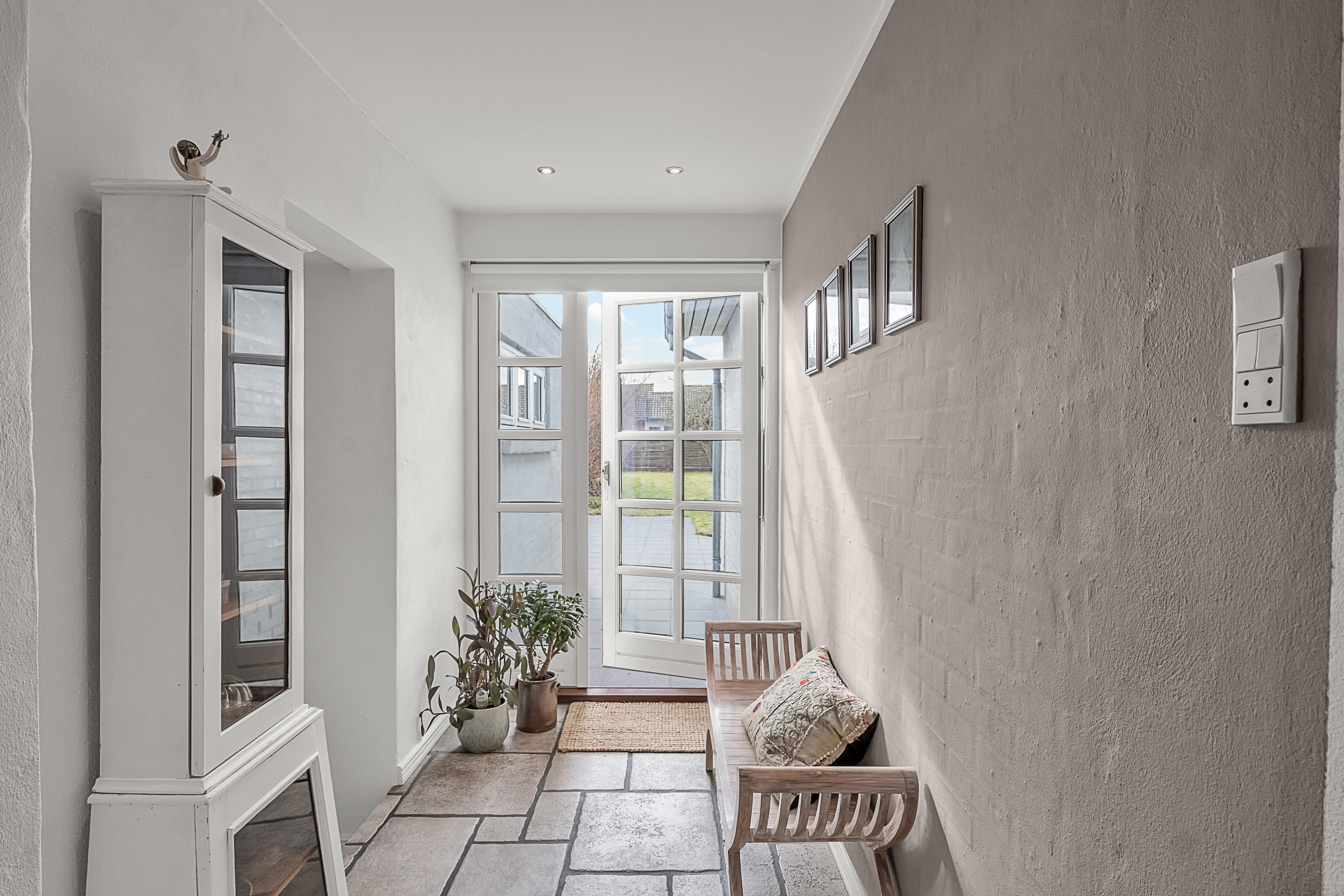 Fremhævet gang billede i fuldskærmstilstand. Billede af Hedevej 53, 8240 Risskov