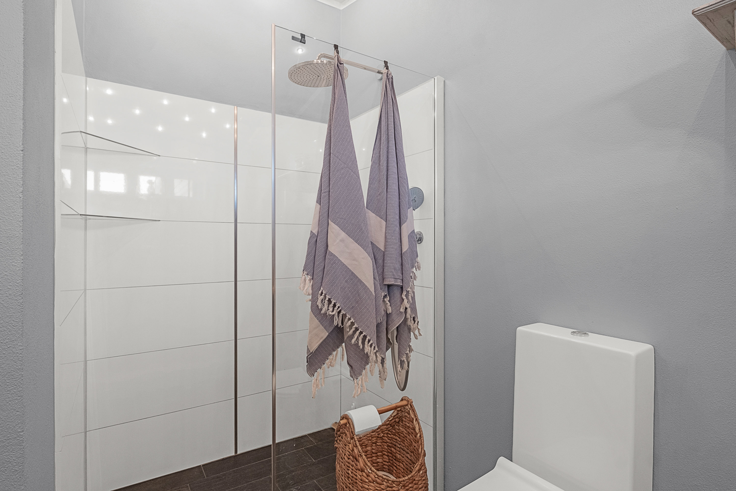 Fremhævet badeværelse billede i fuldskærmstilstand. Billede af Hedevej 53, 8240 Risskov