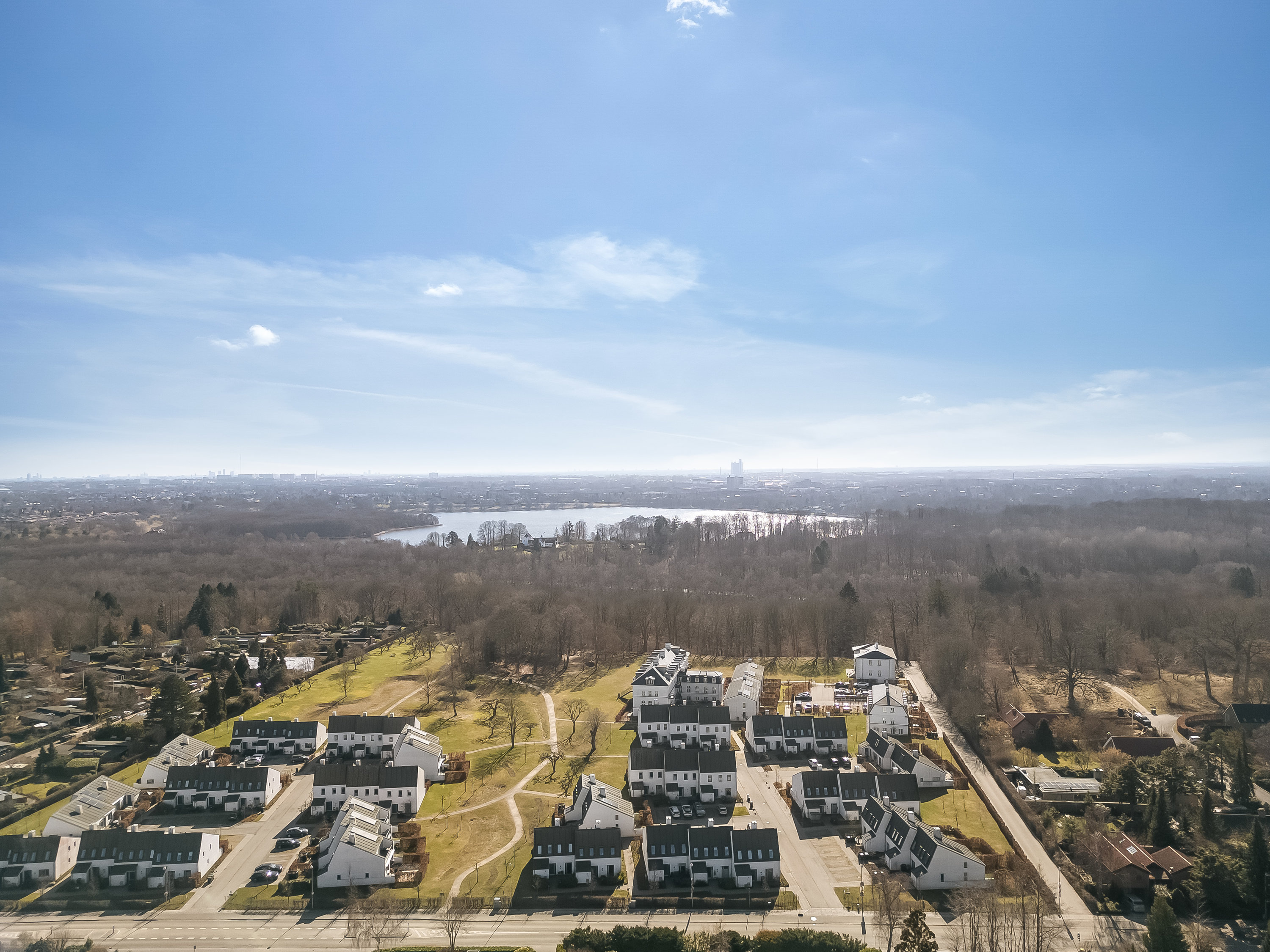 Fremhævet luftfoto billede i fuldskærmstilstand. Billede af Klokkelyng 5, 2830 Virum