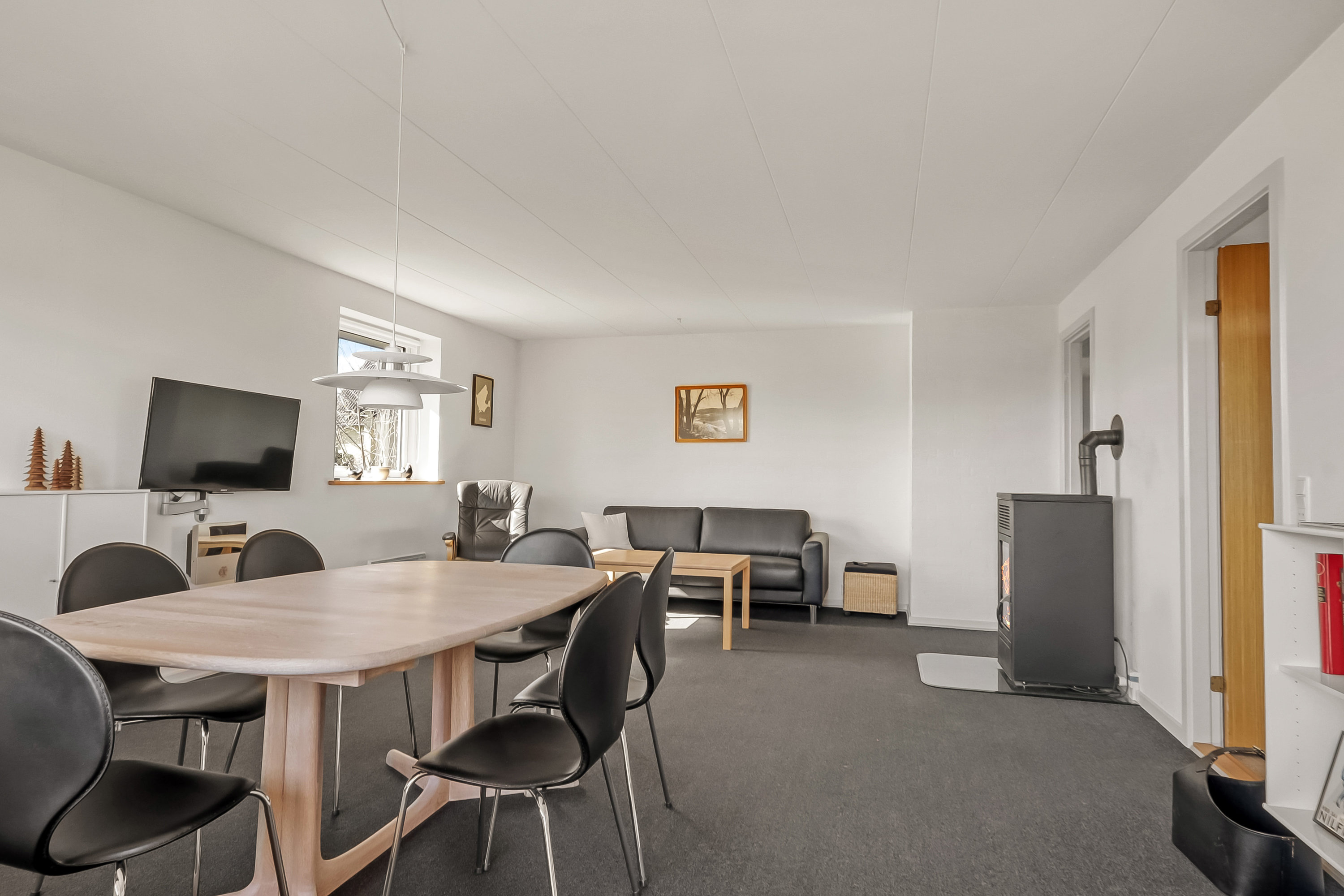 Fremhævet stue billede i fuldskærmstilstand. Billede af Strandgade 69, Tåsinge, 5700 Svendborg