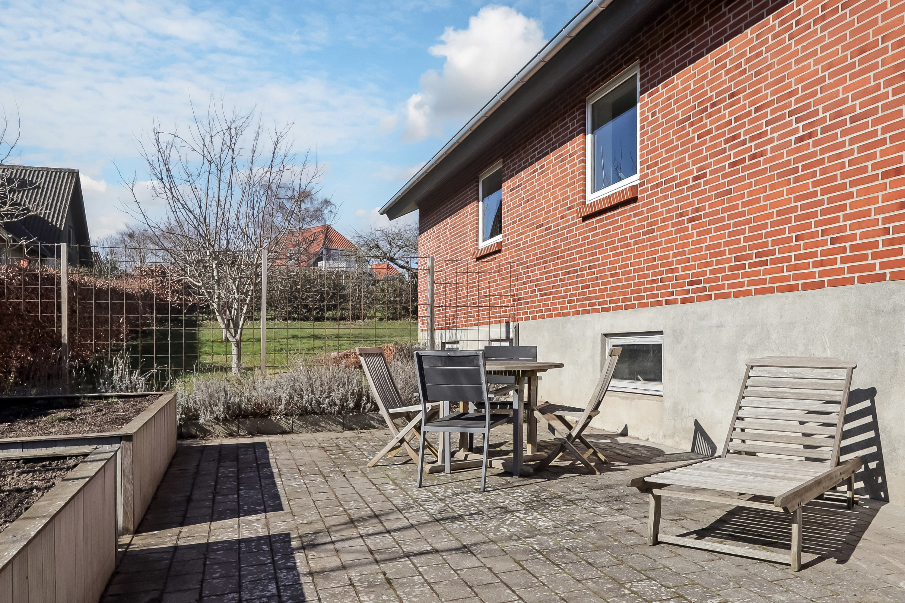 Fremhævet terrasse billede i fuldskærmstilstand. Billede af Strandgade 69, Tåsinge, 5700 Svendborg