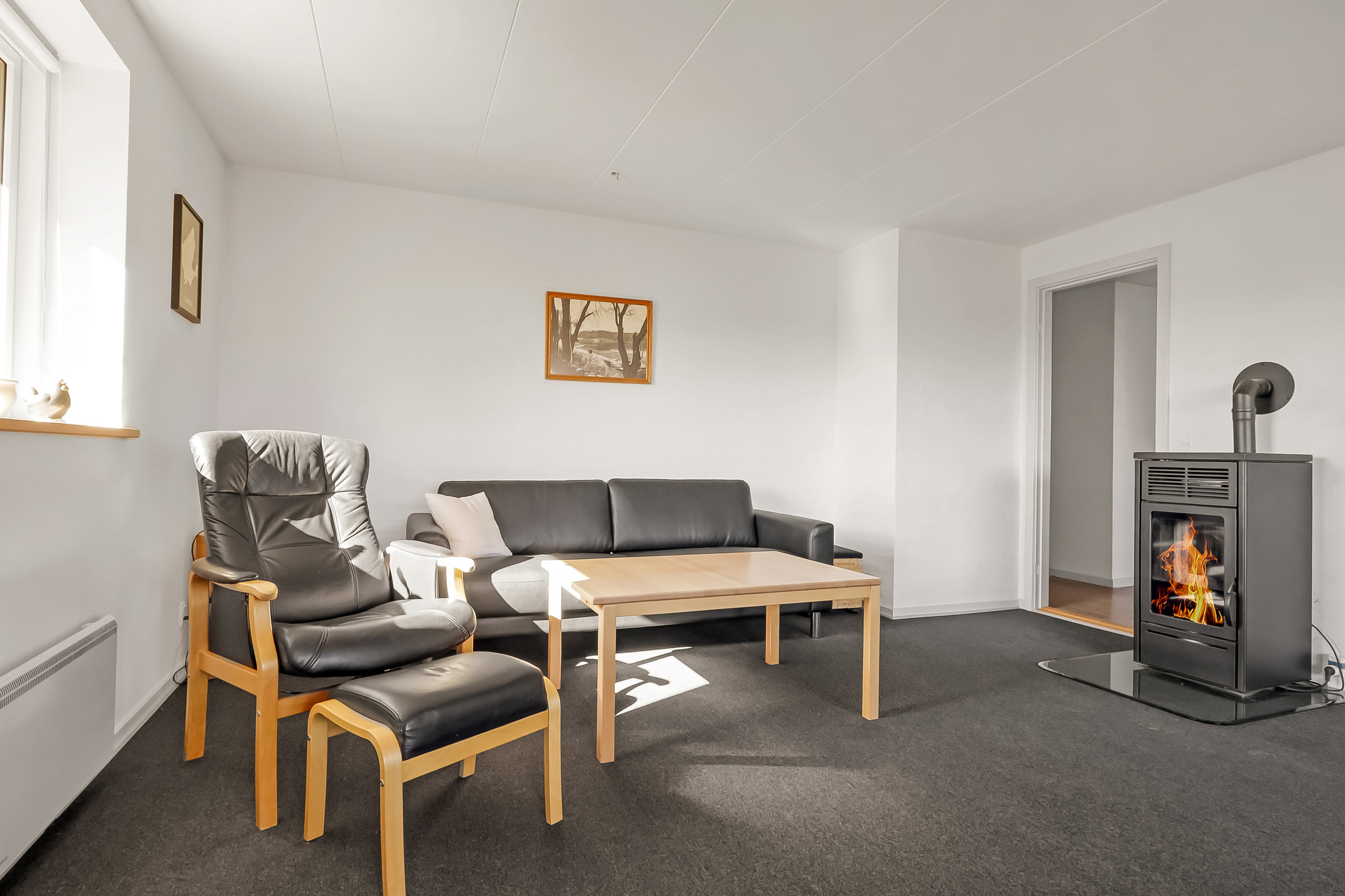 Fremhævet stue billede i fuldskærmstilstand. Billede af Strandgade 69, Tåsinge, 5700 Svendborg