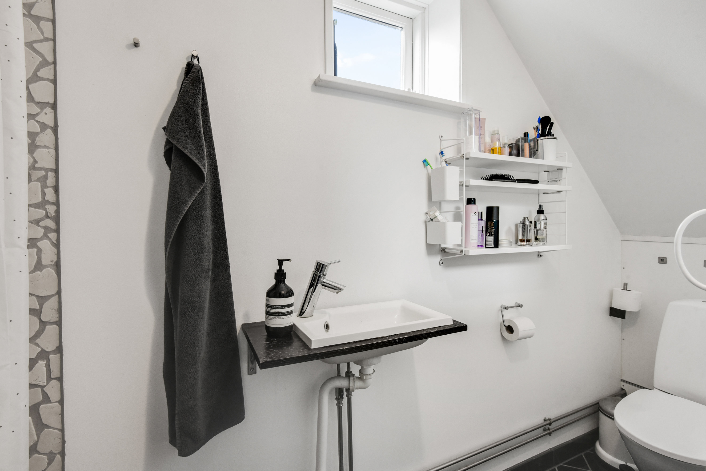 Fremhævet  billede i fuldskærmstilstand. Billede af Højdevej 25, 2750 Ballerup