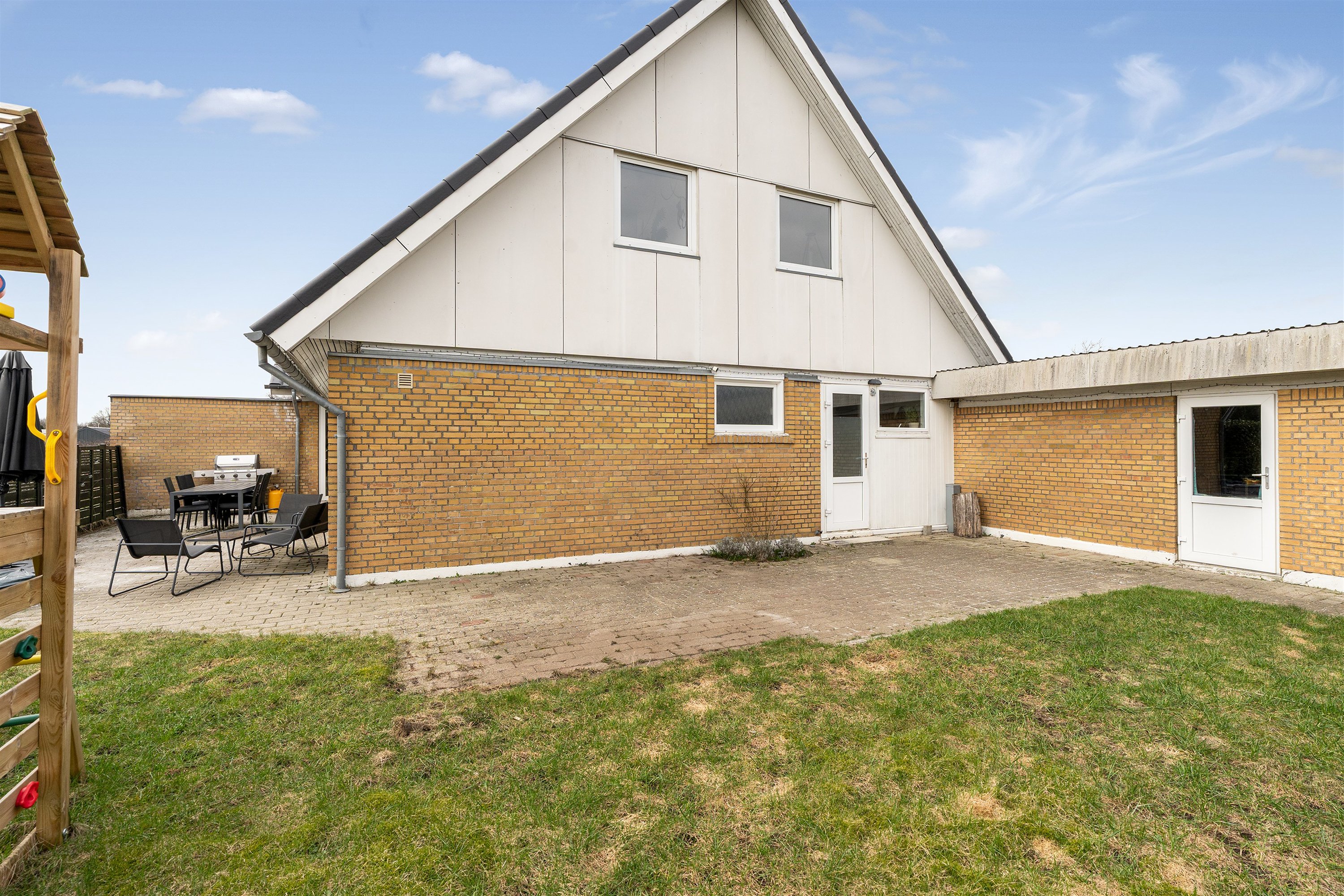 Fremhævet ejendommen billede i fuldskærmstilstand. Billede af Fasanvej 16, 7184 Vandel