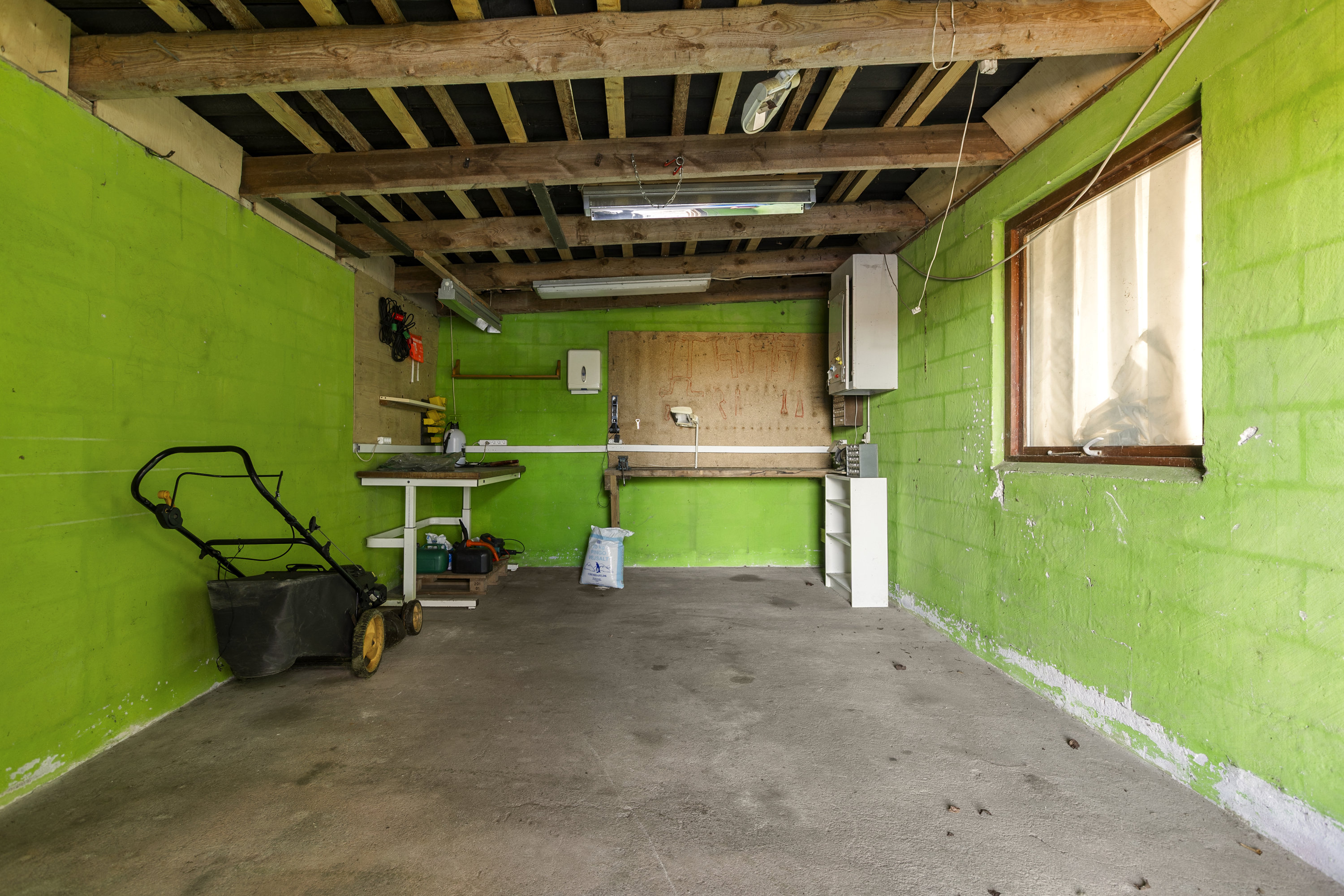 Fremhævet garage billede i fuldskærmstilstand. Billede af Skolelodden 12, Viskinge, 4470 Svebølle