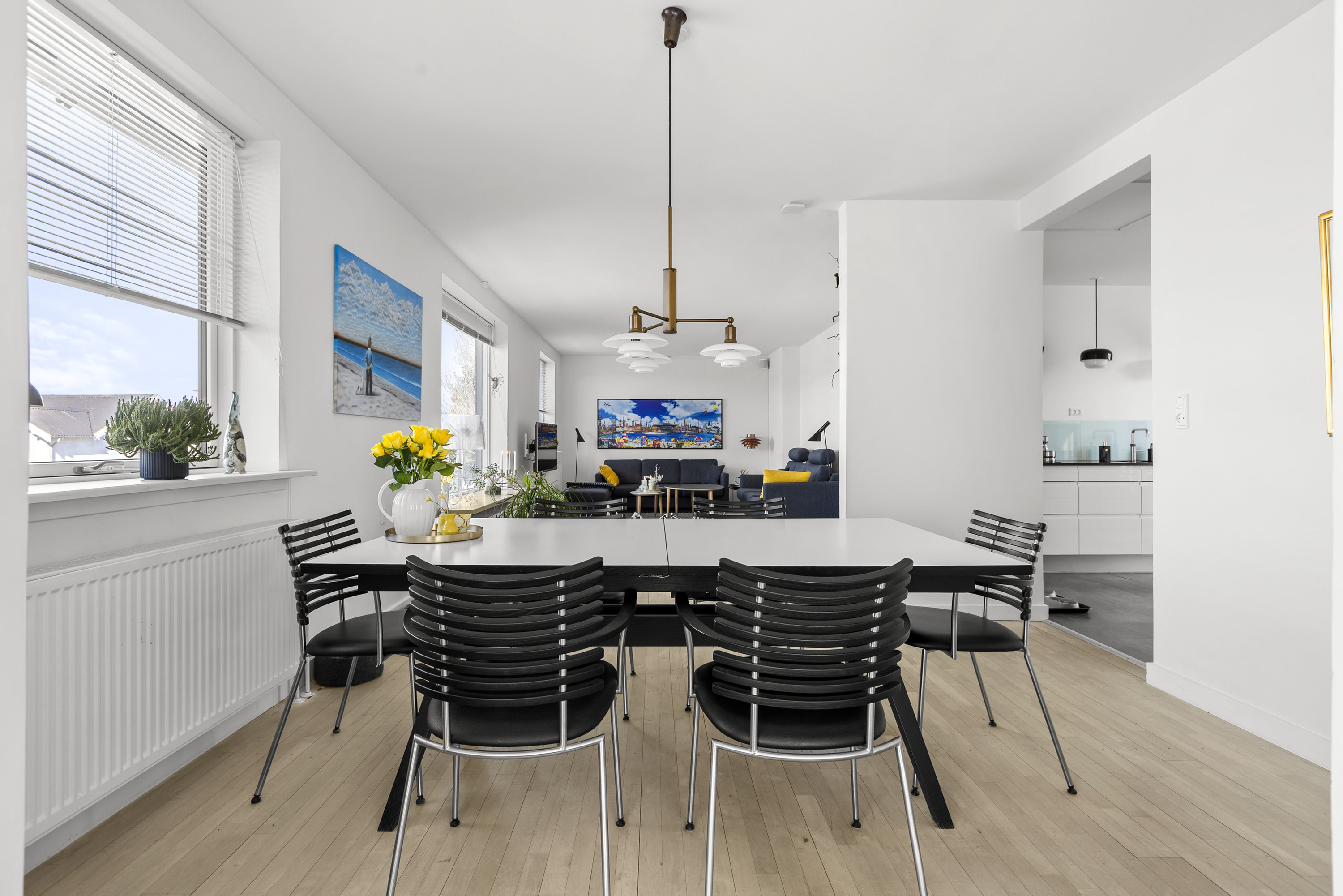 Fremhævet stue billede i fuldskærmstilstand. Billede af Bøgevej 1, 4400 Kalundborg