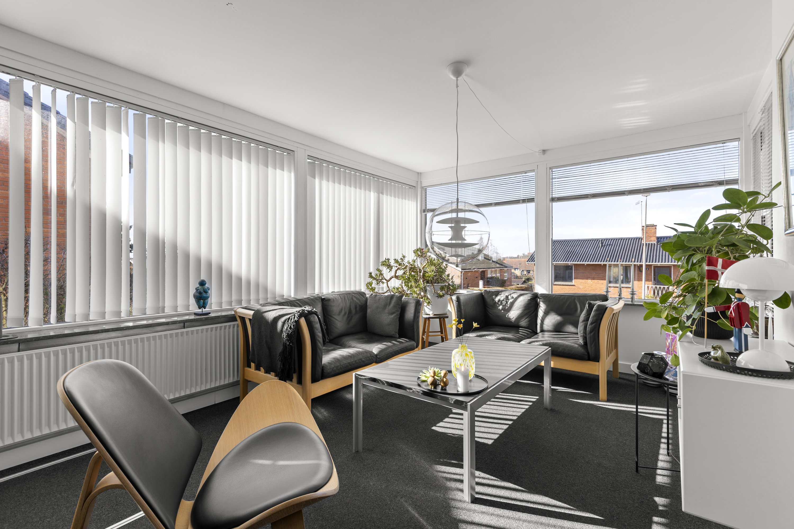 Fremhævet udestue billede i fuldskærmstilstand. Billede af Bøgevej 1, 4400 Kalundborg