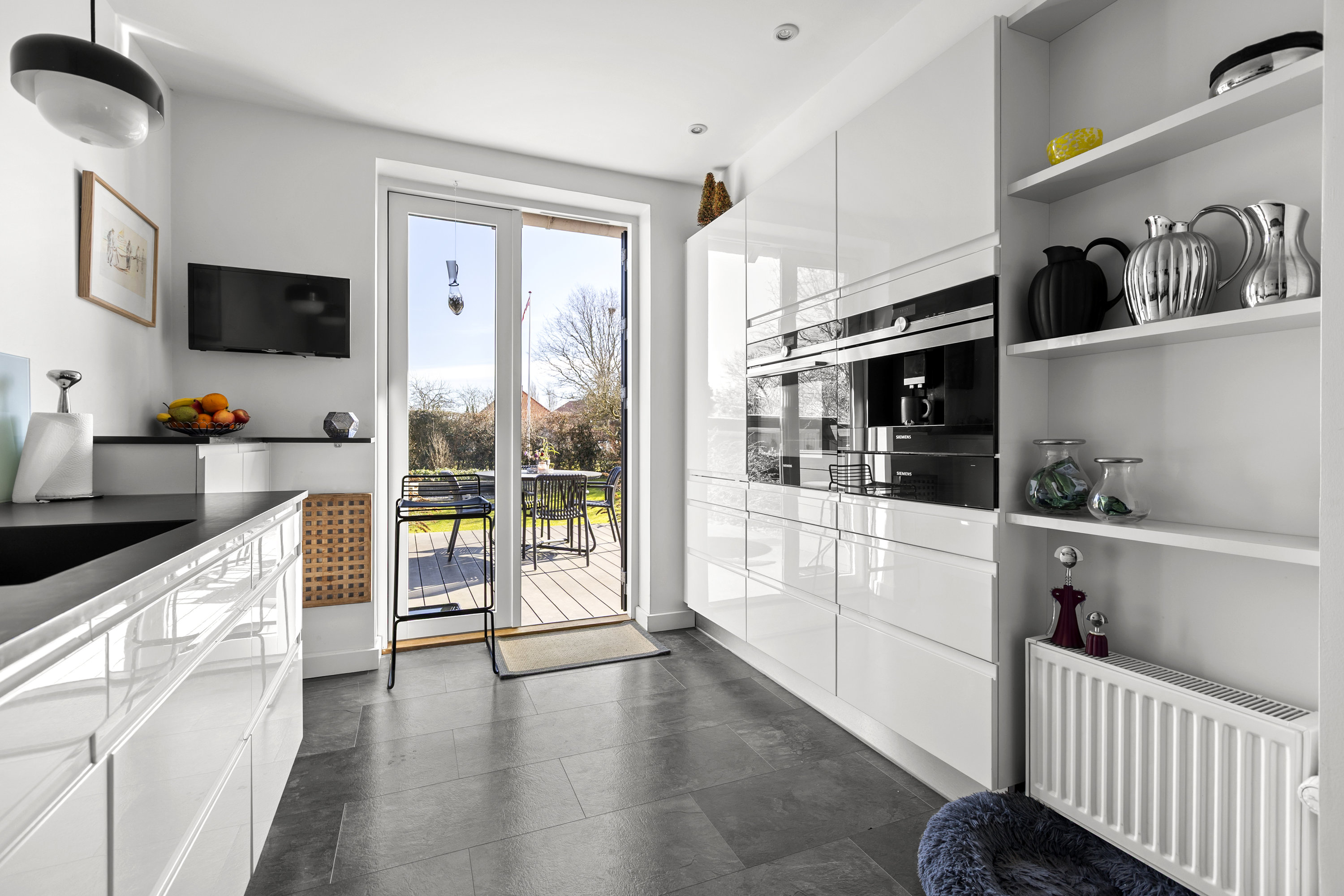 Fremhævet køkken billede i fuldskærmstilstand. Billede af Bøgevej 1, 4400 Kalundborg