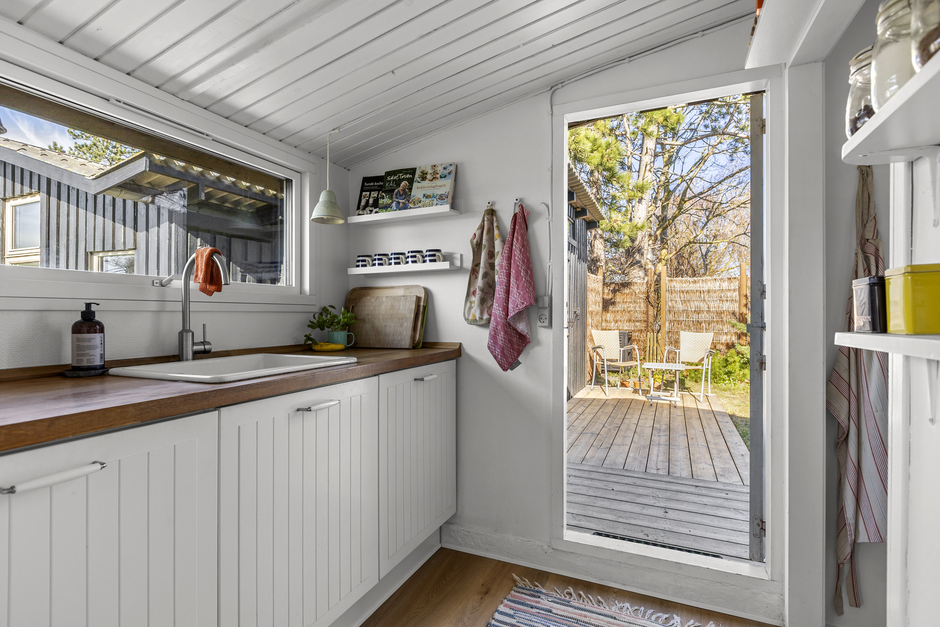 Fremhævet køkken billede i fuldskærmstilstand. Billede af Tranevej 16, 4220 Korsør