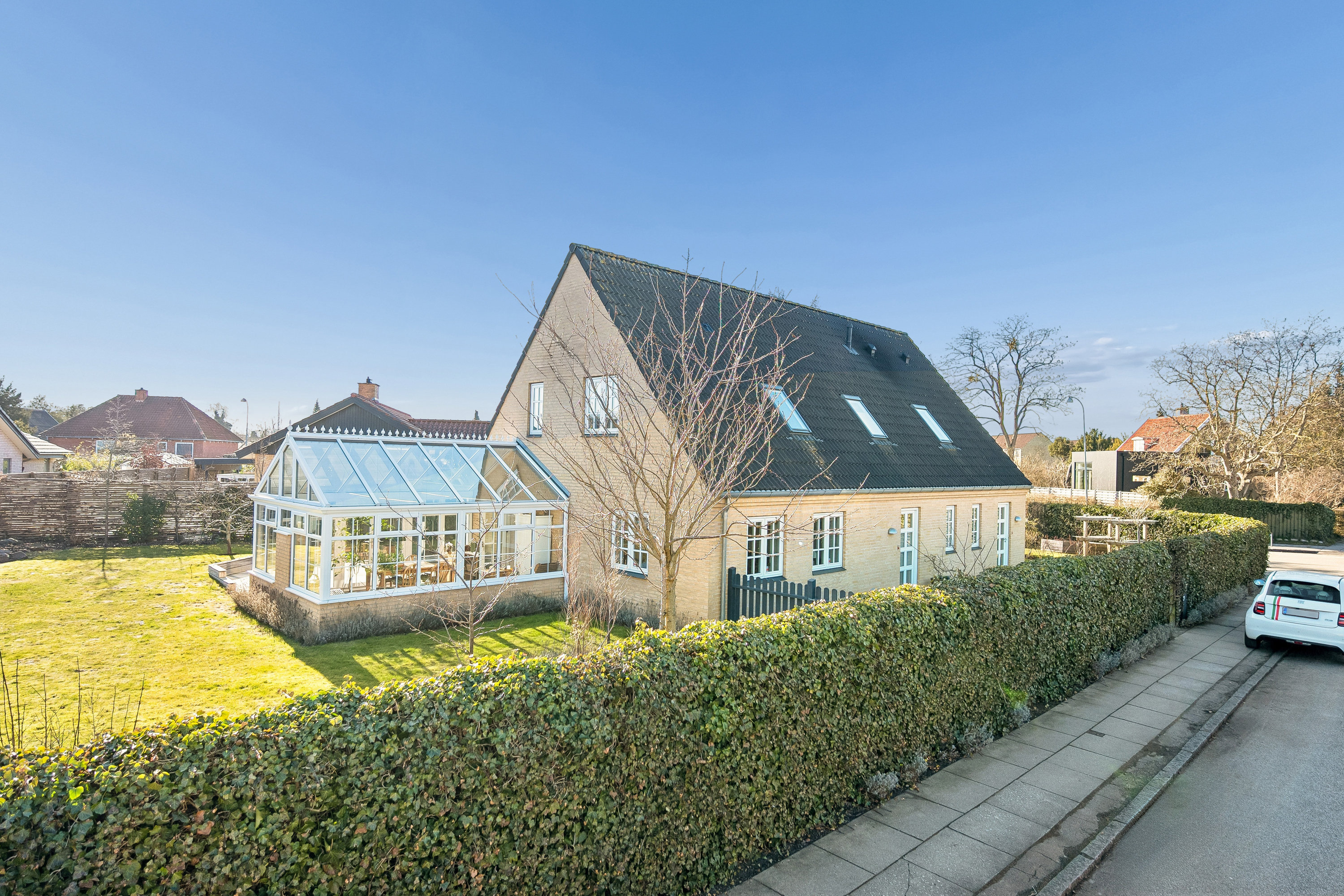 Fremhævet andet billede i fuldskærmstilstand. Billede af Hanehøj 33, 2880 Bagsværd