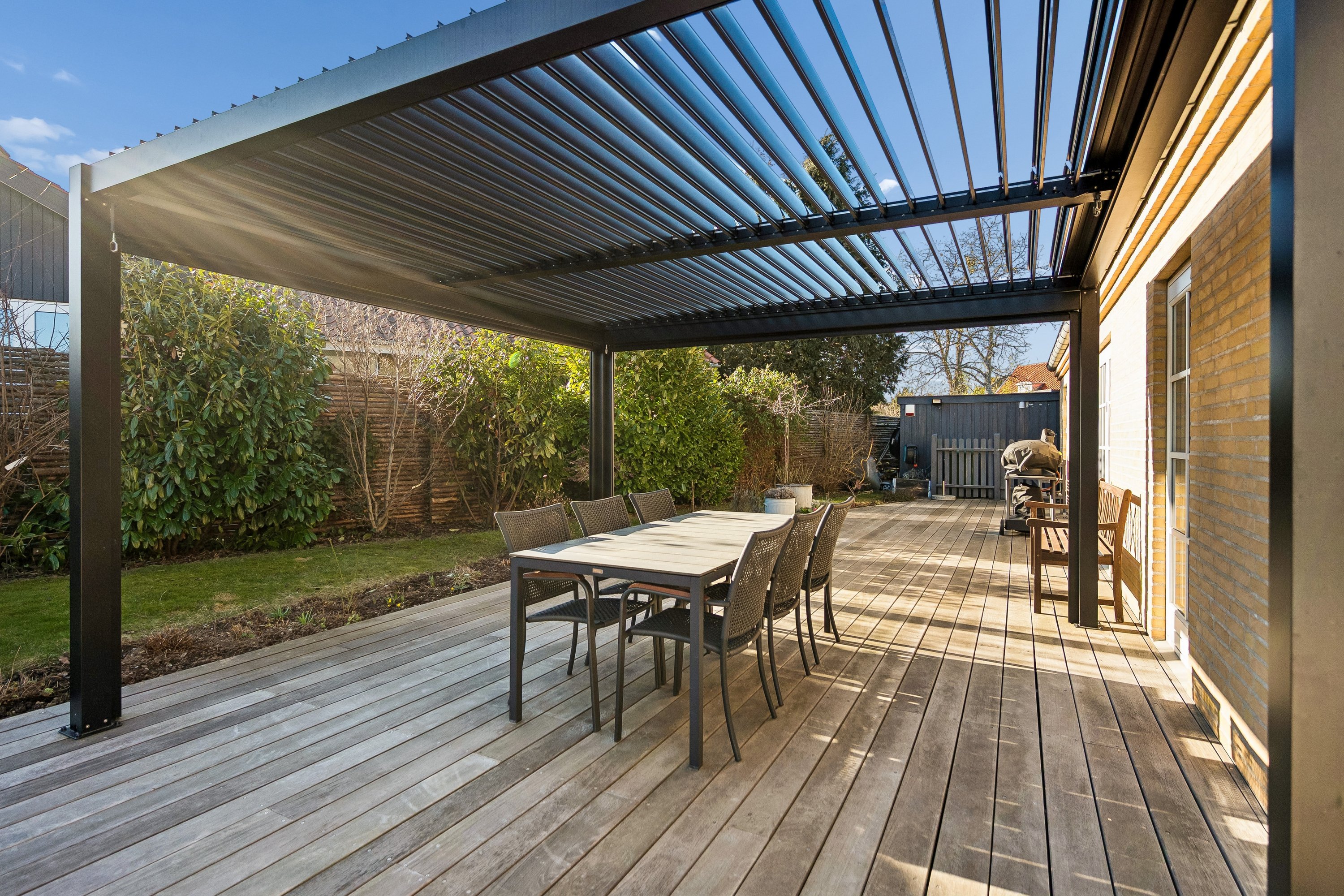 Fremhævet terrasse billede i fuldskærmstilstand. Billede af Hanehøj 33, 2880 Bagsværd