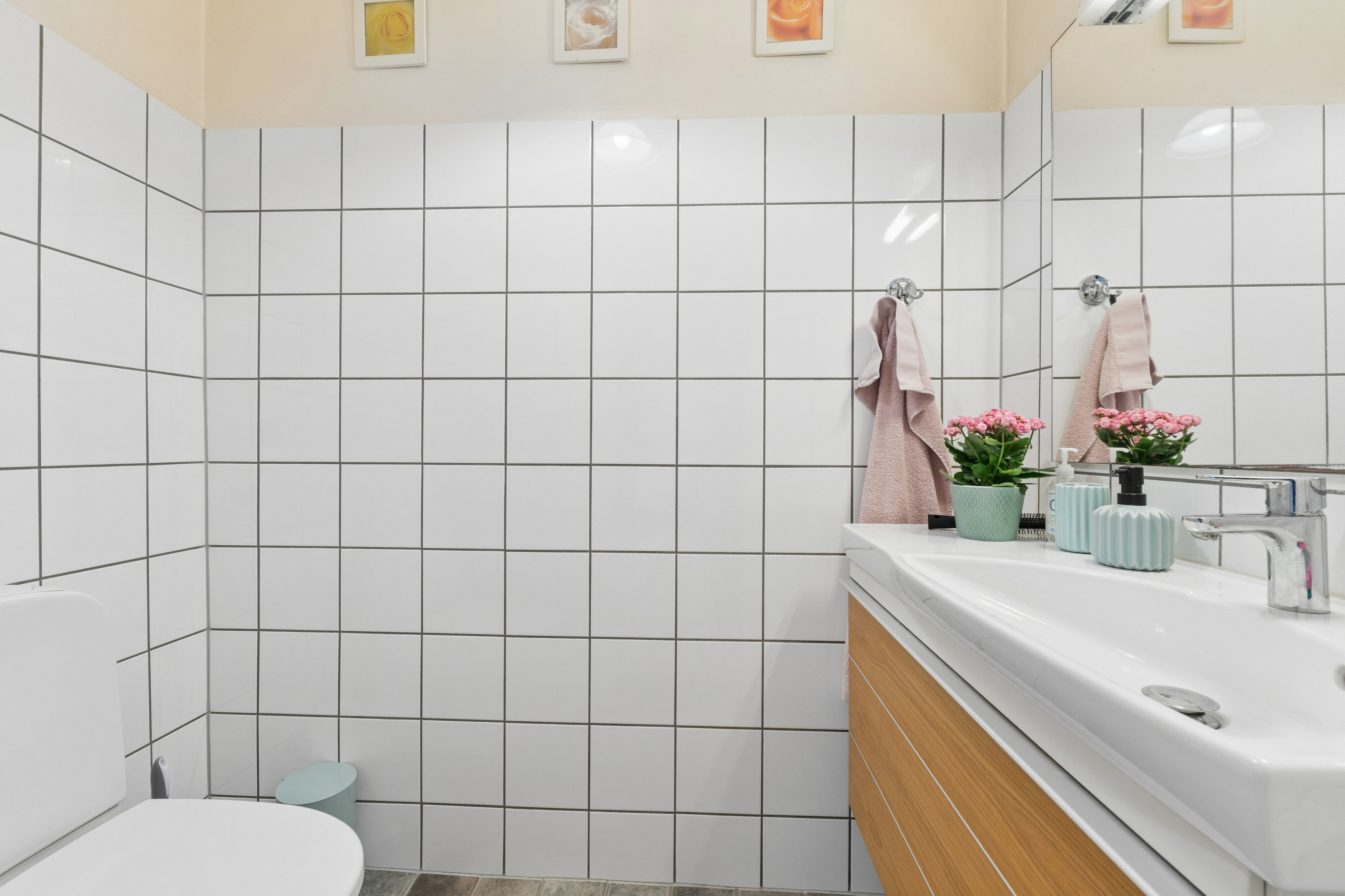 Fremhævet altan billede i fuldskærmstilstand. Billede af Vejenbrødvej 34, 2980 Kokkedal