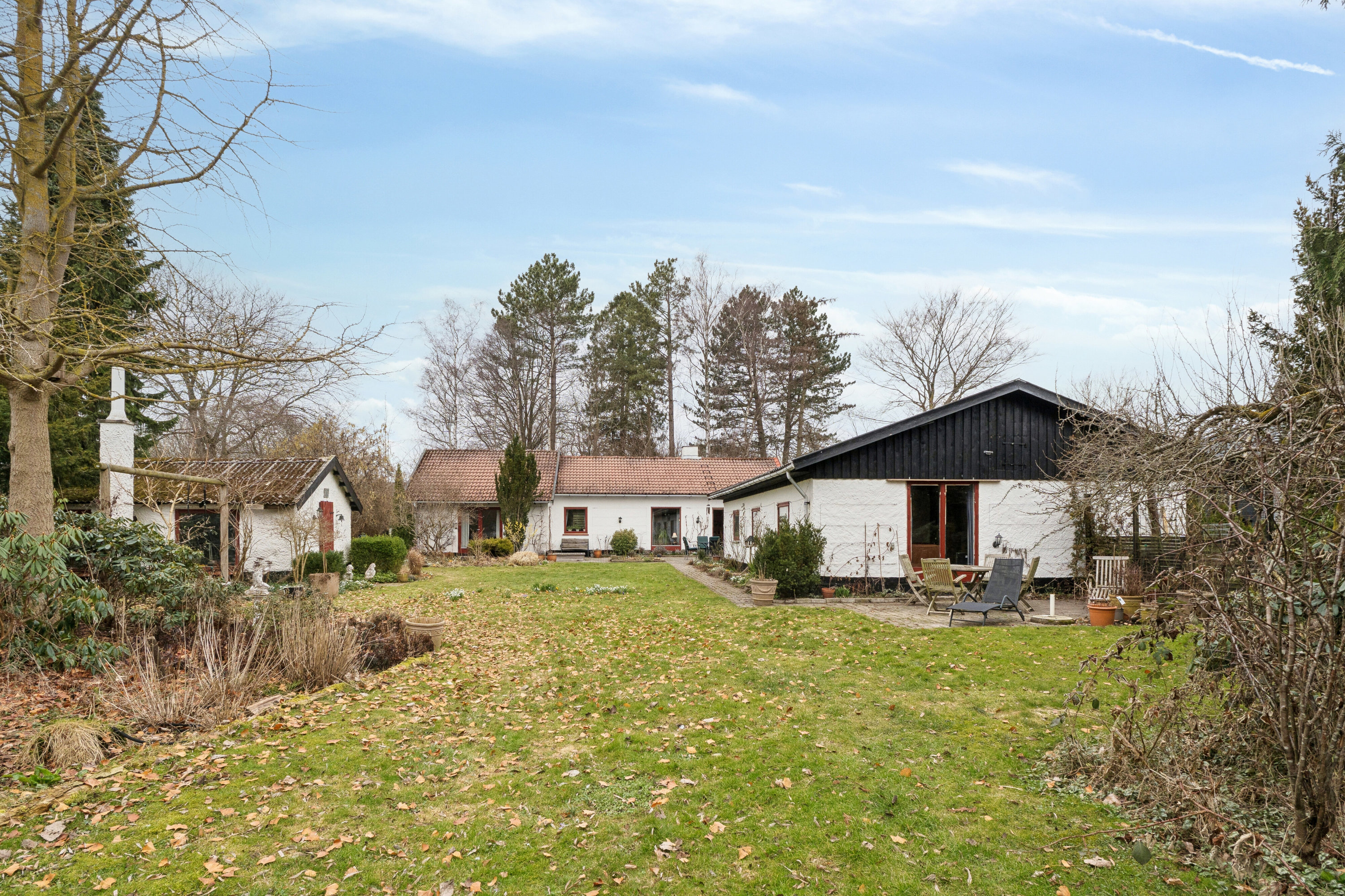 Villa: Set fra haven på Vejenbrødvej 34, 2980 Kokkedal