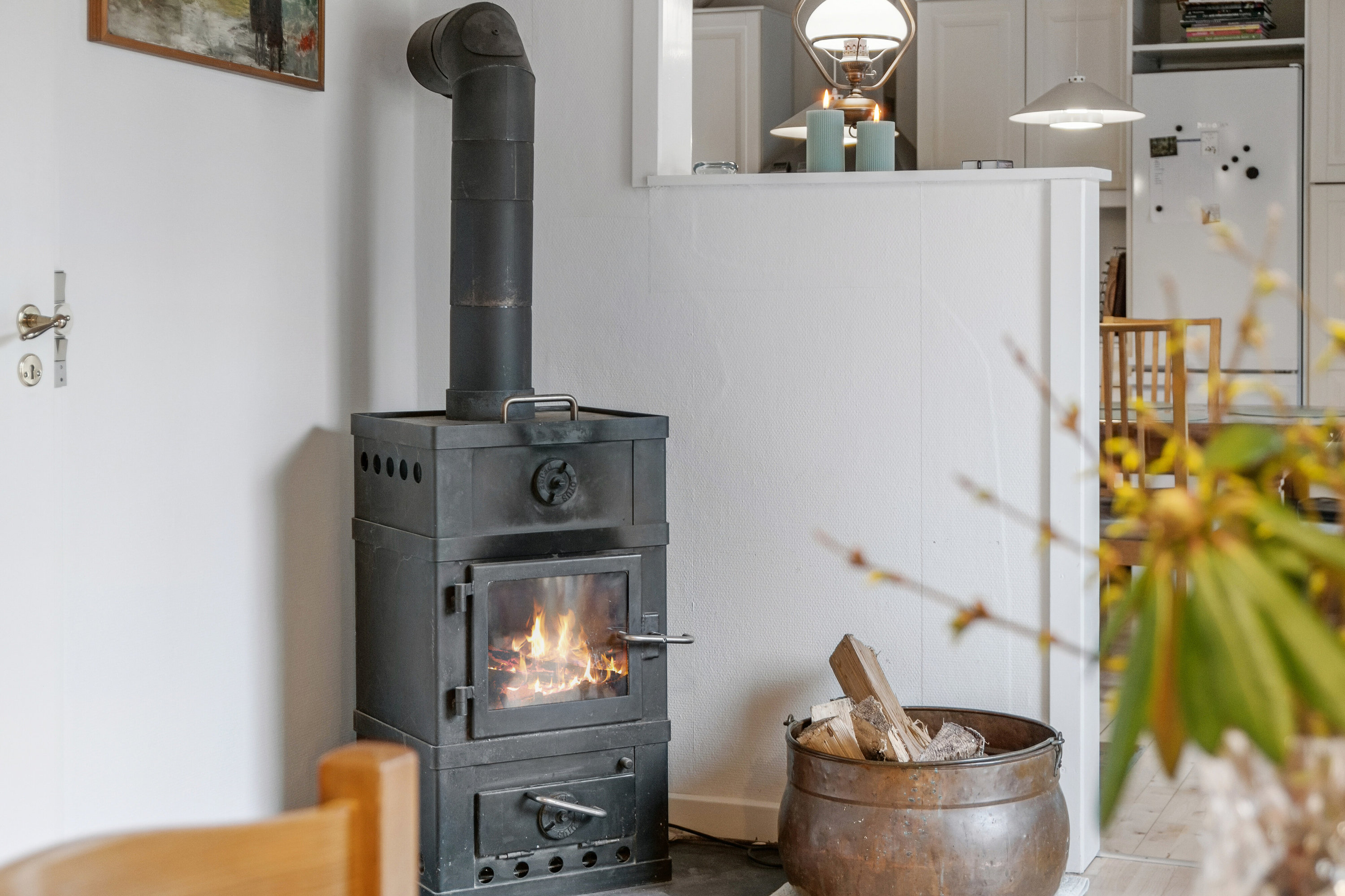 Fremhævet stue billede i fuldskærmstilstand. Billede af Vejenbrødvej 34, 2980 Kokkedal