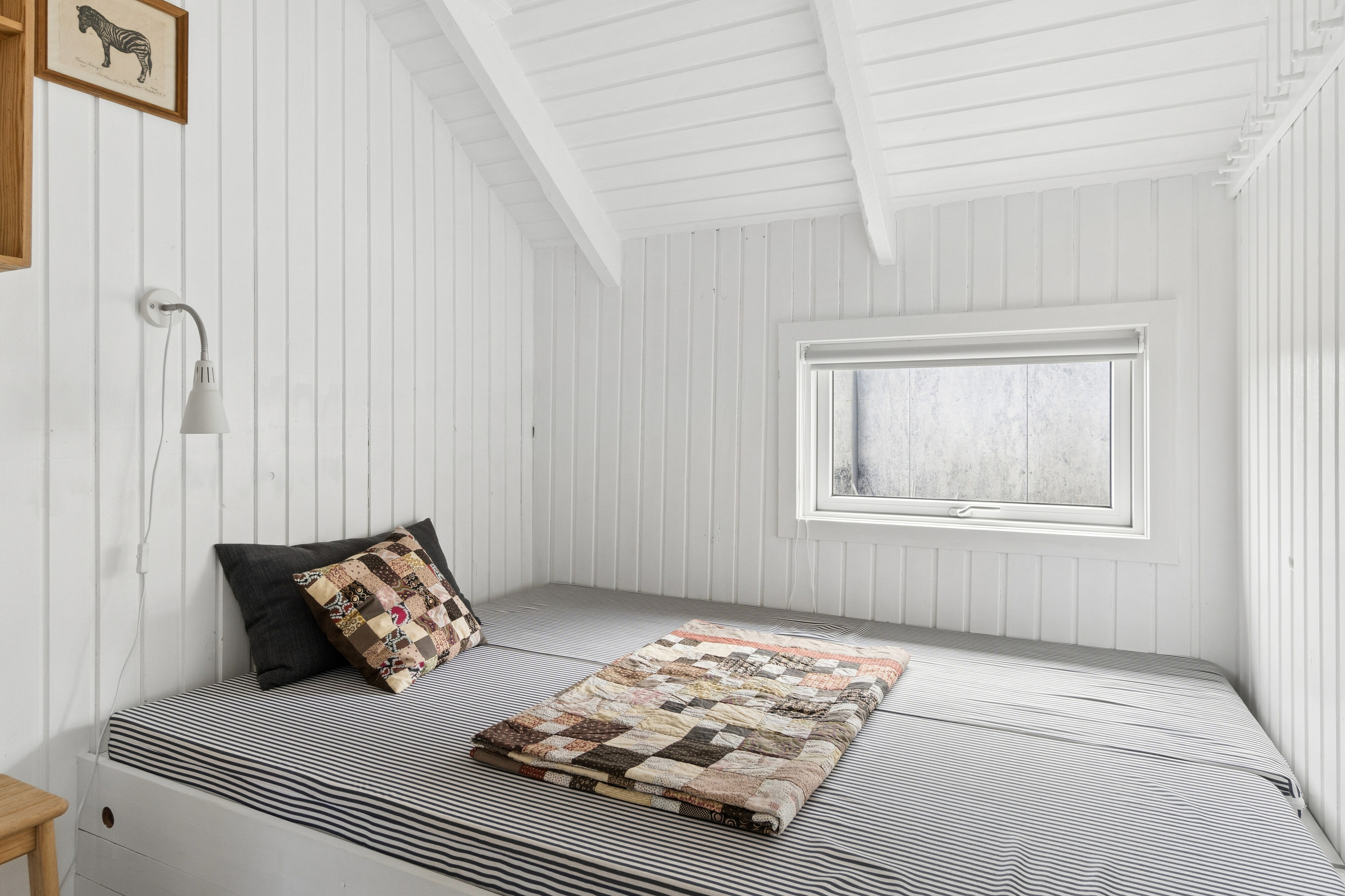 Fremhævet soveværelse billede i fuldskærmstilstand. Billede af Helmevej 4, Agger, 7770 Vestervig